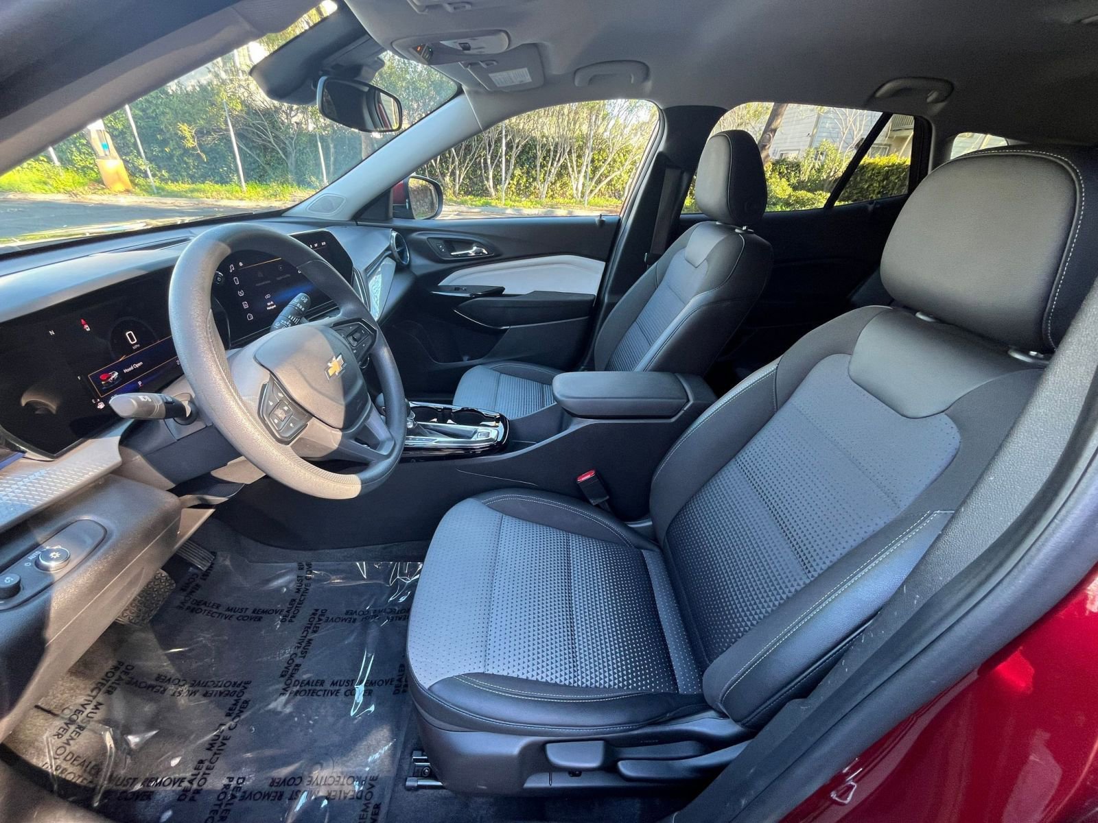 Thumbnail: 2025 Chevrolet Trax - 24