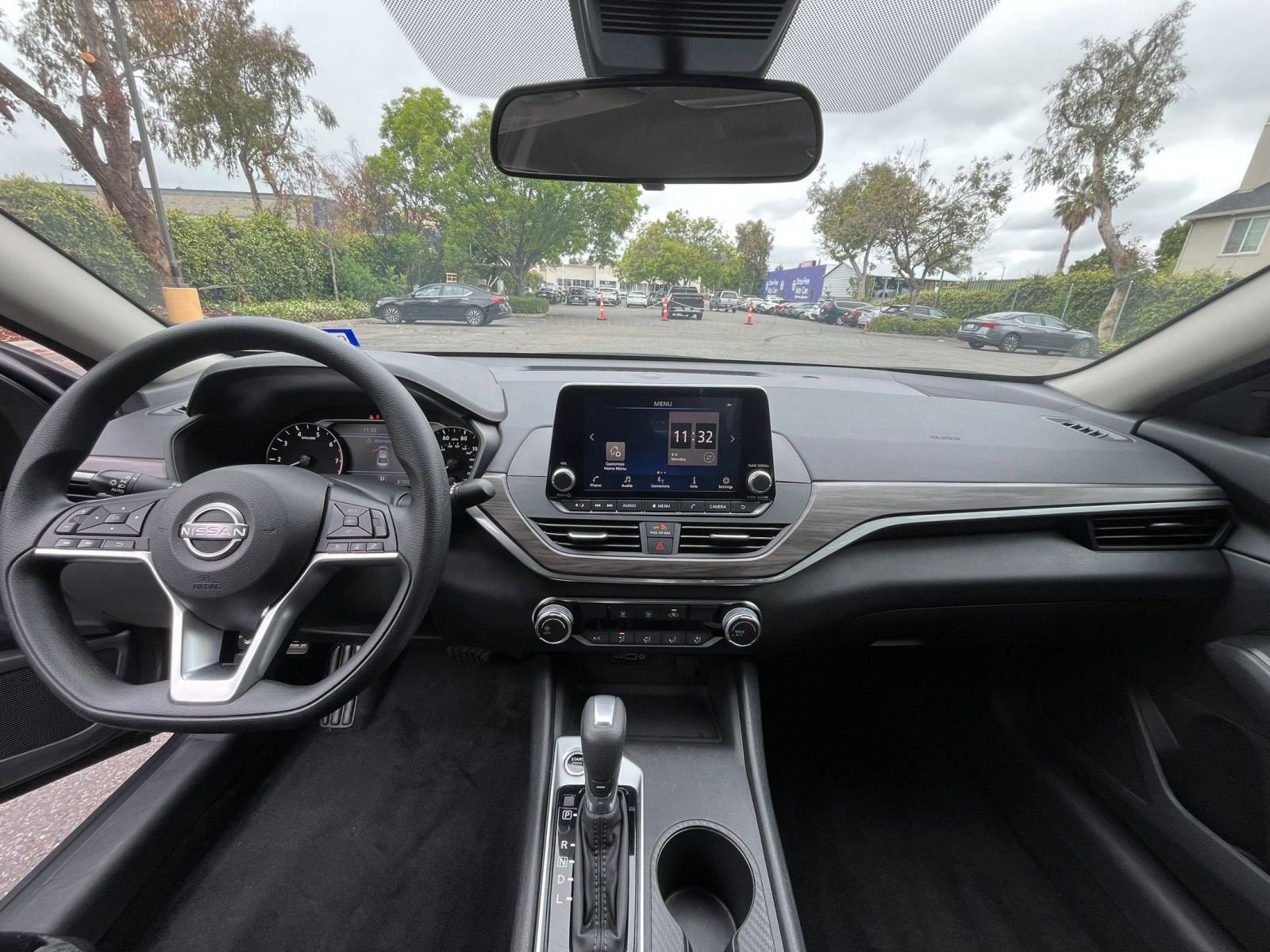 Thumbnail: 2025 Nissan Altima - 33