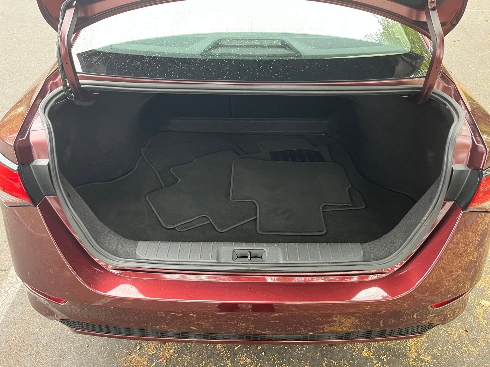 Thumbnail: 2024 Nissan Sentra - 29