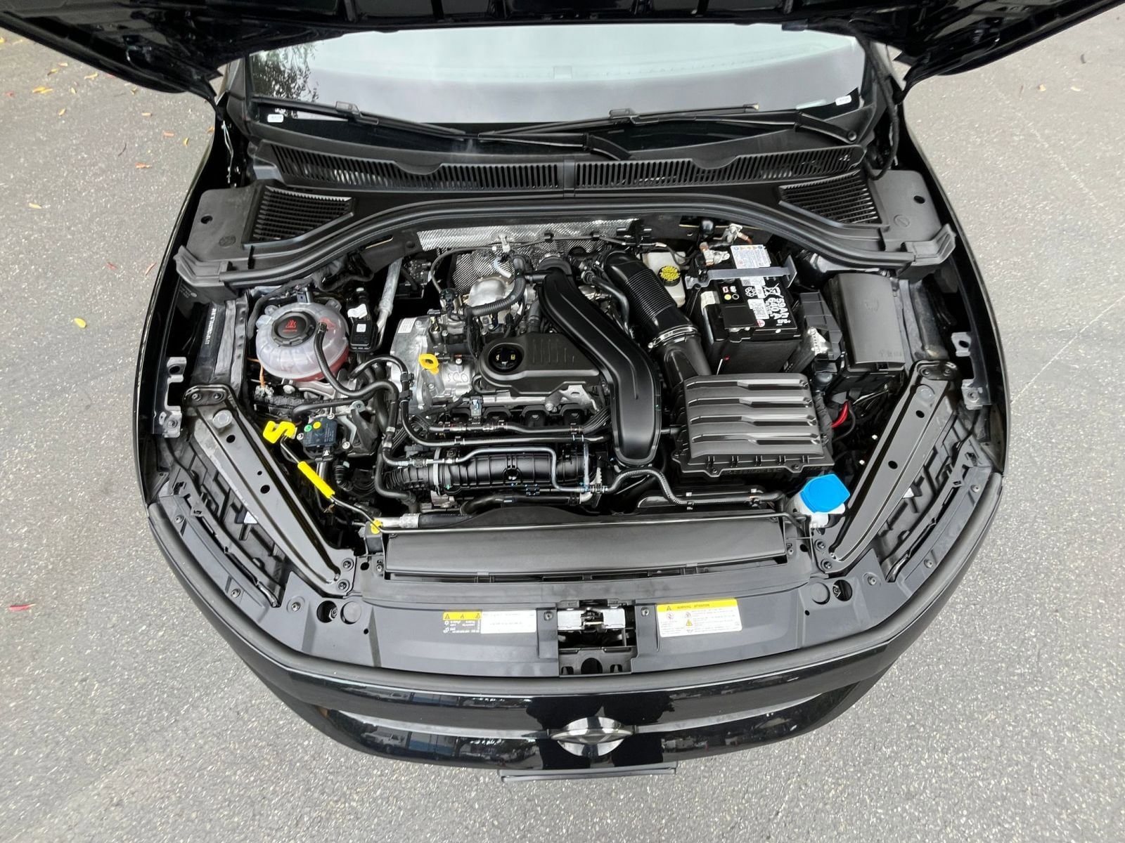 Thumbnail: 2025 Volkswagen Jetta - 30