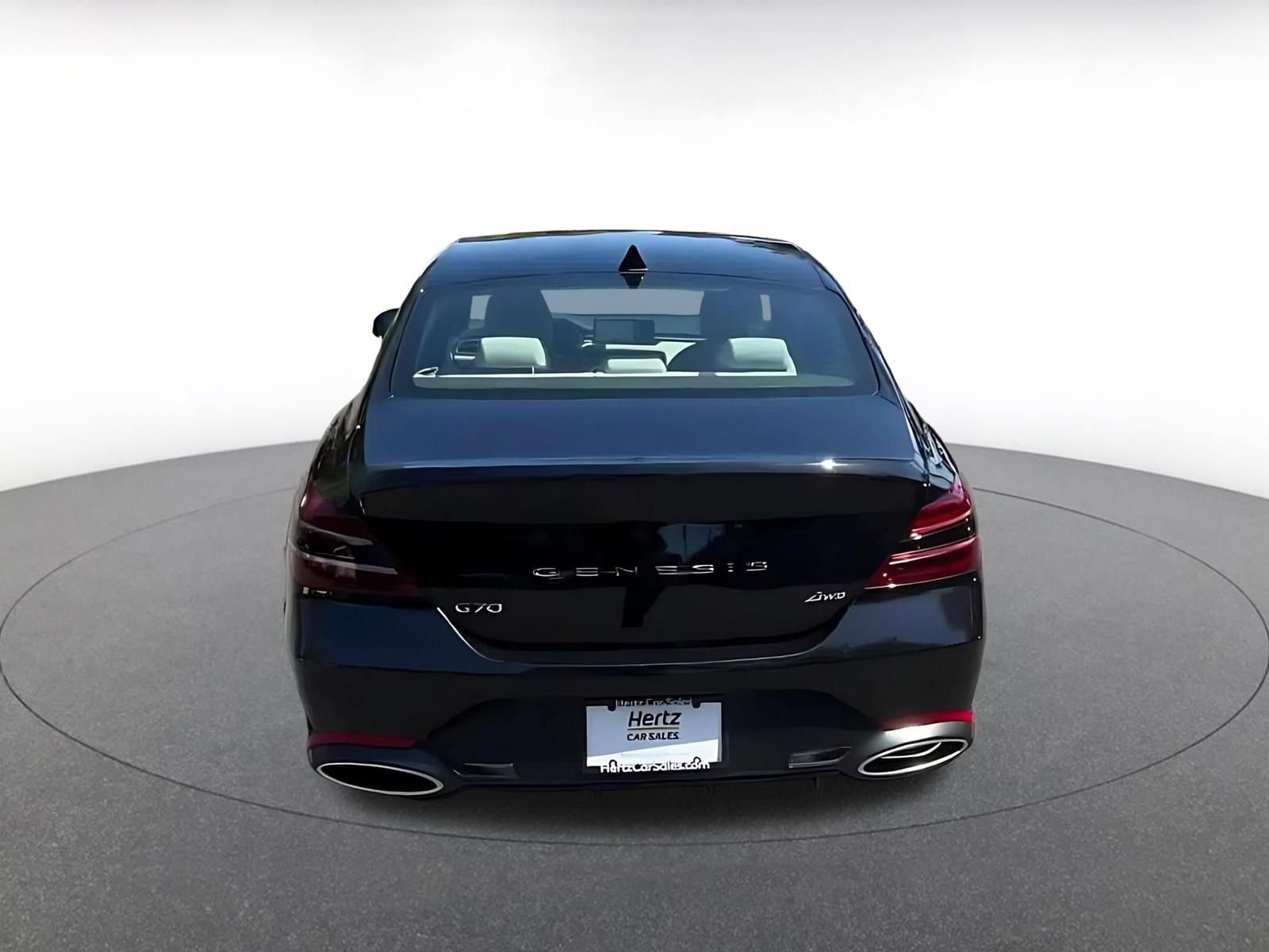 Thumbnail: 2025 Genesis G70 - 12