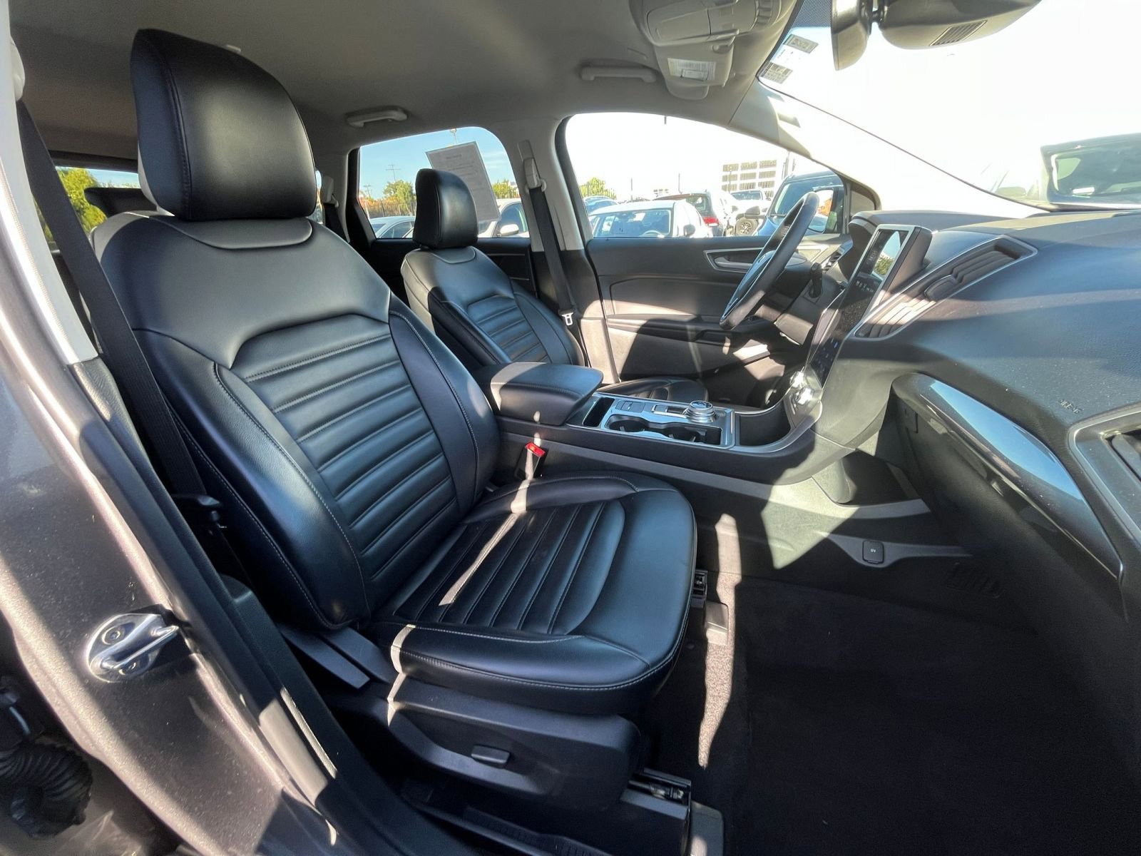 Thumbnail: 2024 Ford Edge - 31