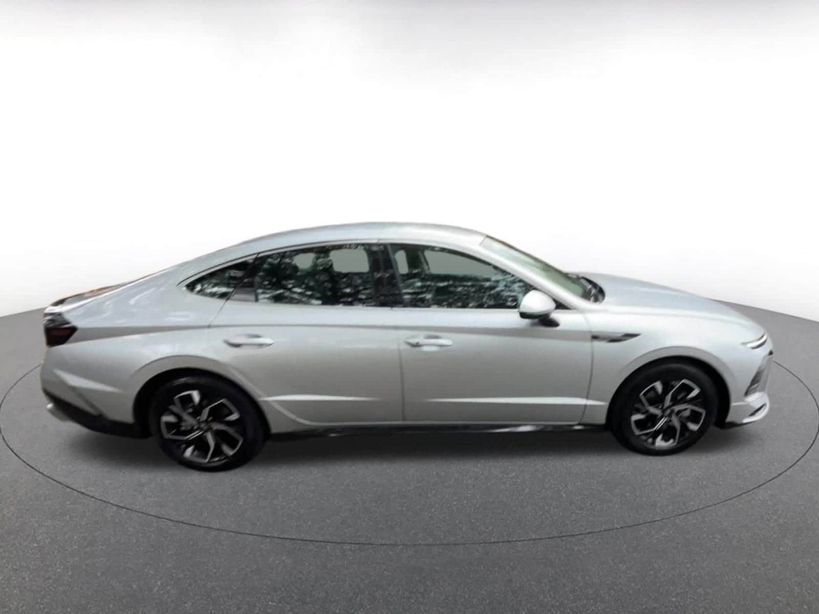 Thumbnail: 2025 Hyundai Sonata - 15