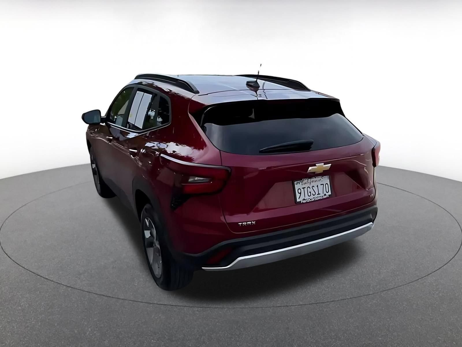 Thumbnail: 2025 Chevrolet Trax - 9