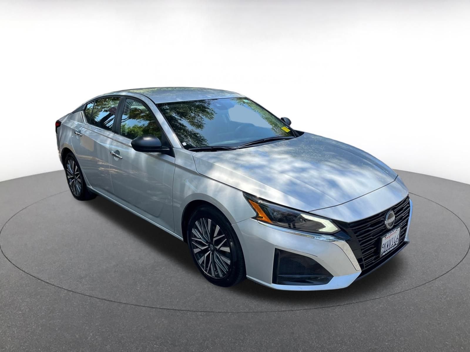 2024 Nissan Altima SV Hero Image