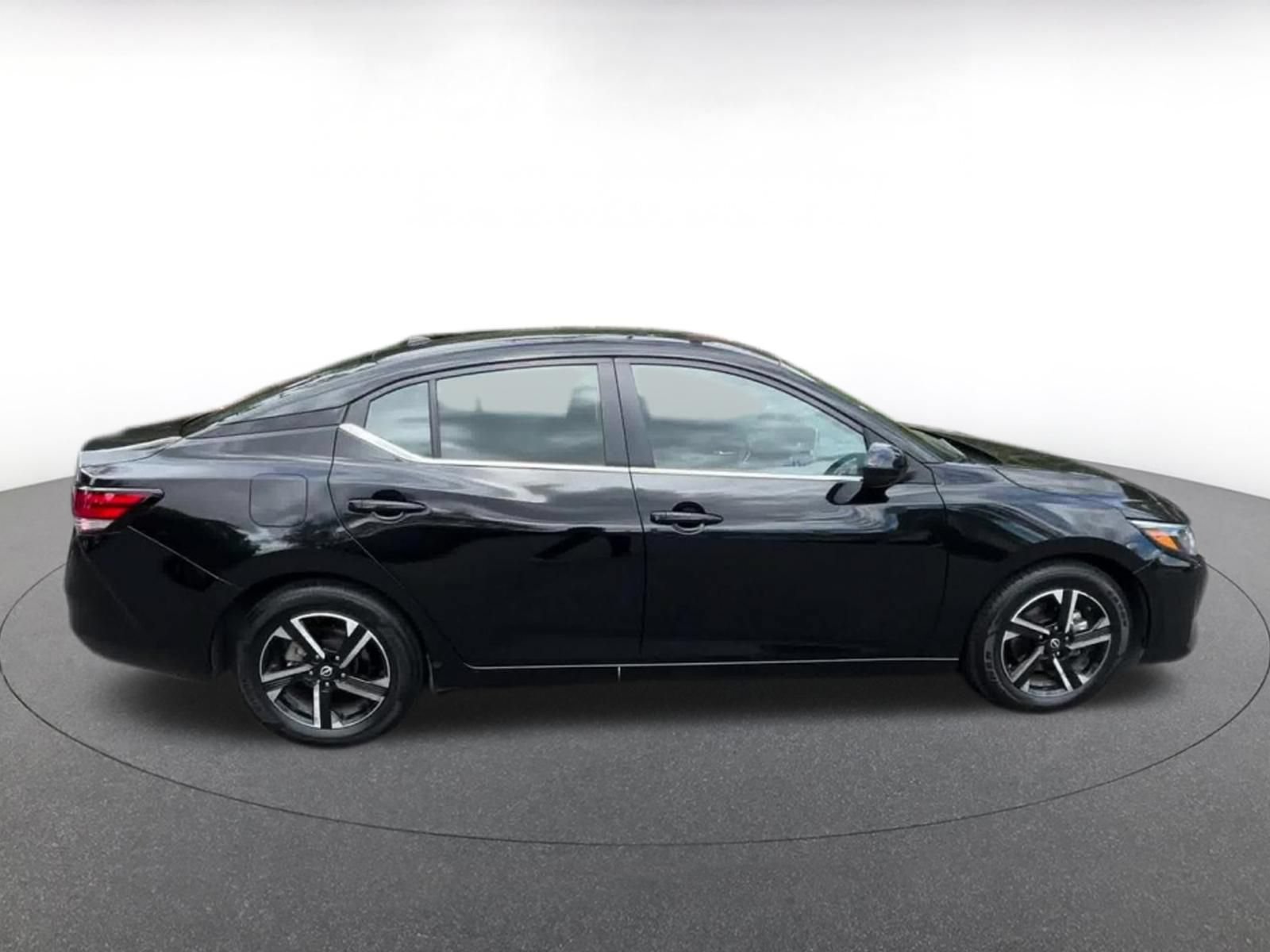 Thumbnail: 2025 Nissan Sentra - 15