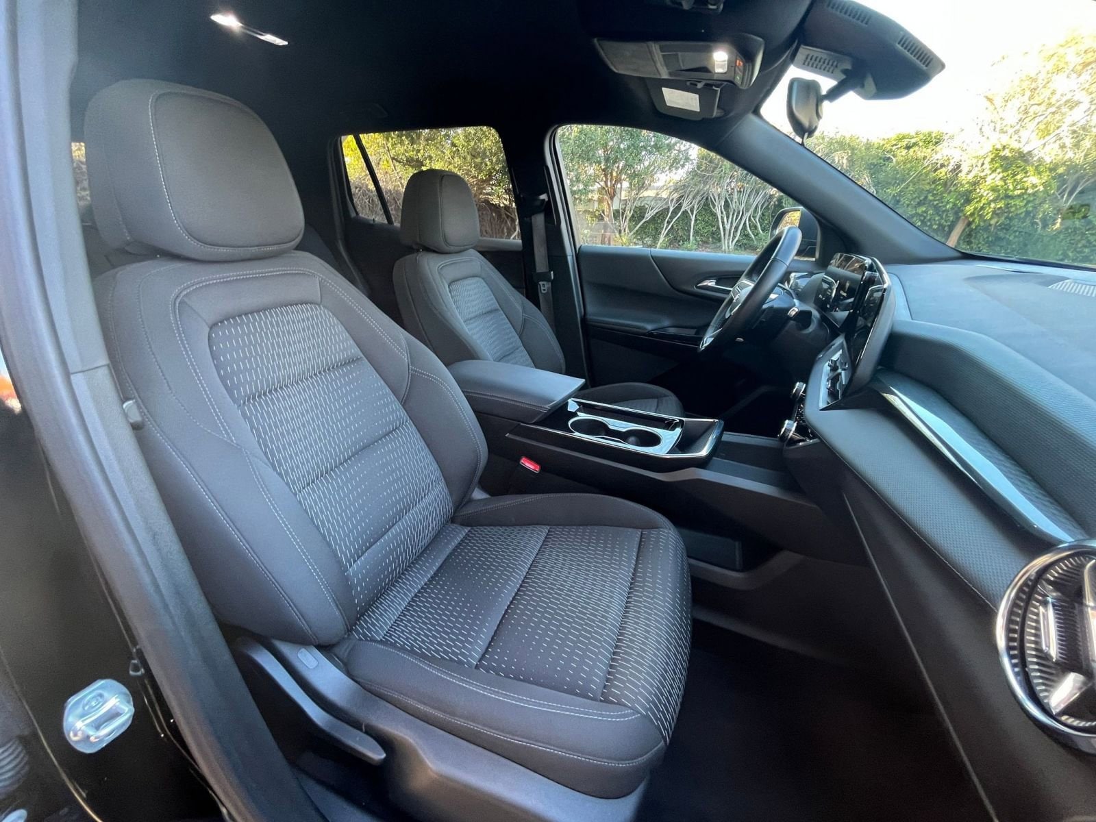 Thumbnail: 2025 Chevrolet Equinox - 35