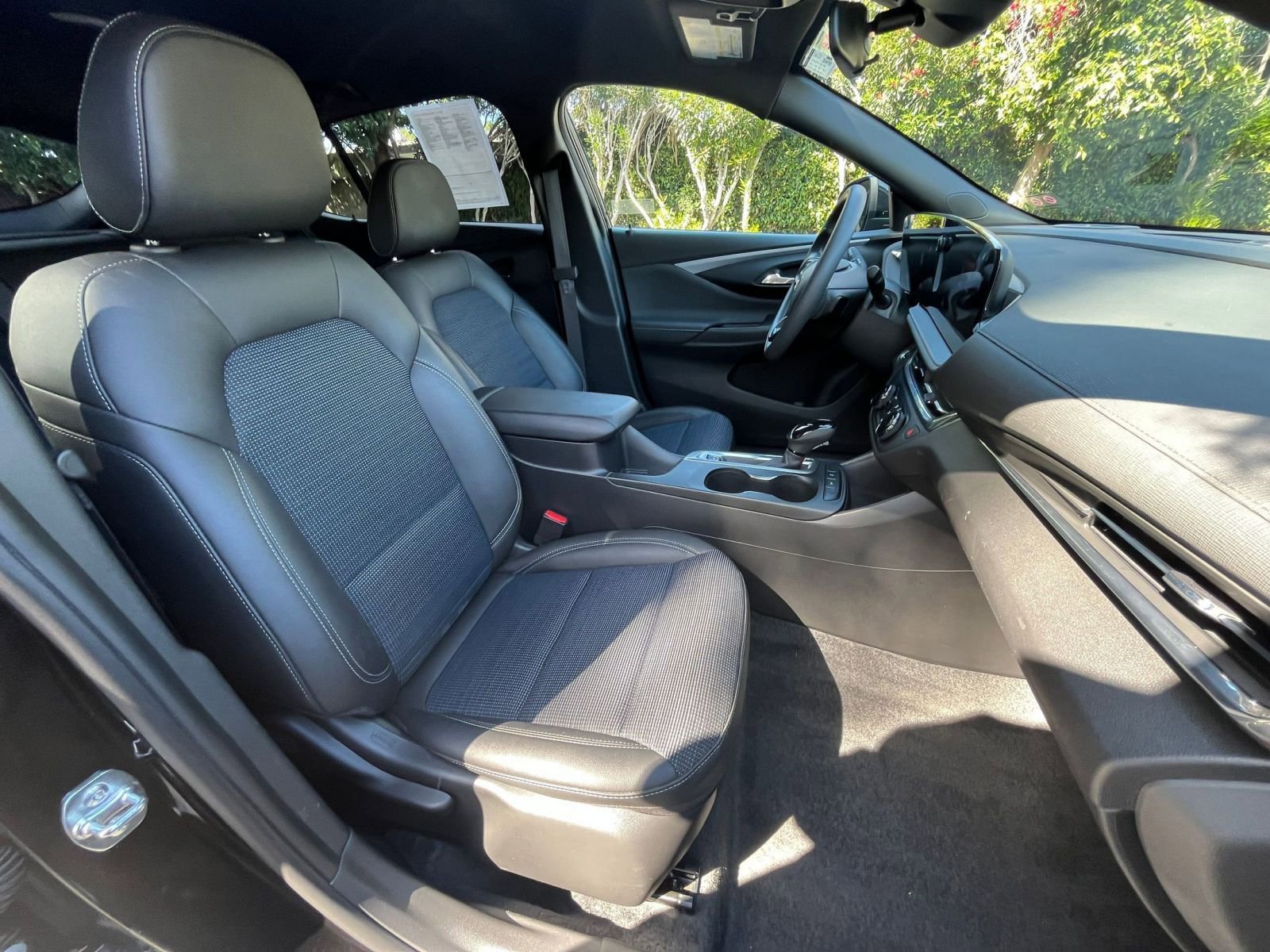 Thumbnail: 2025 Buick Envista - 35