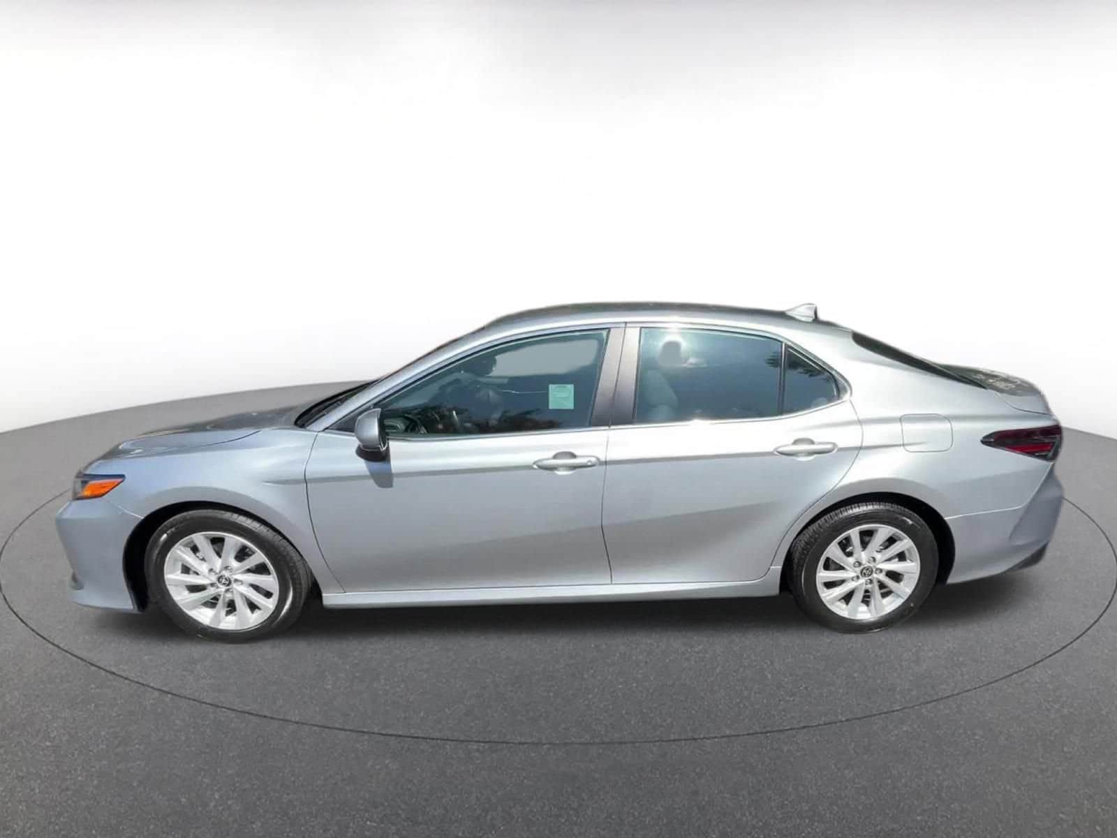 Thumbnail: 2024 Toyota Camry - 9