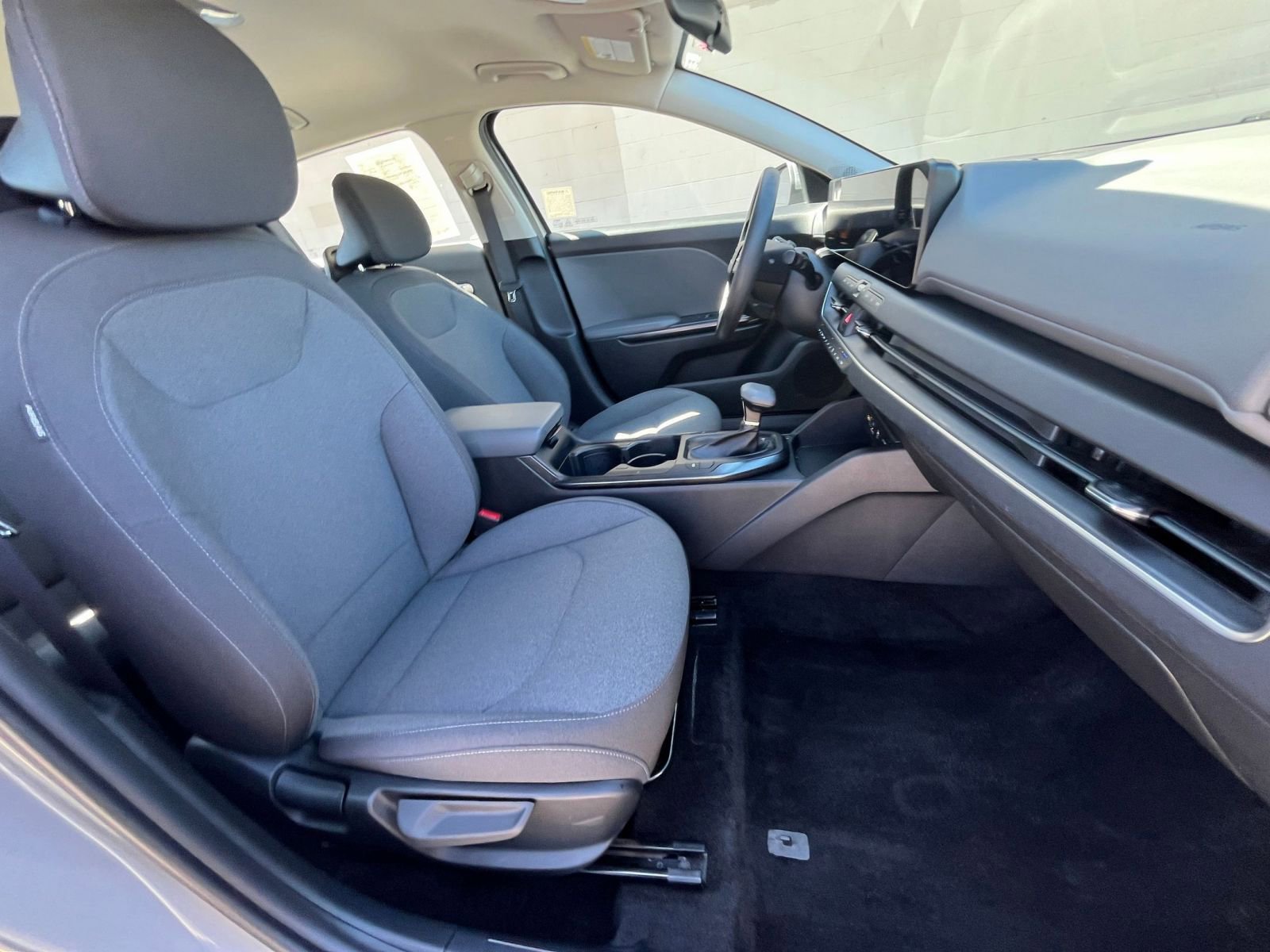 Thumbnail: 2025 Kia K4 - 35