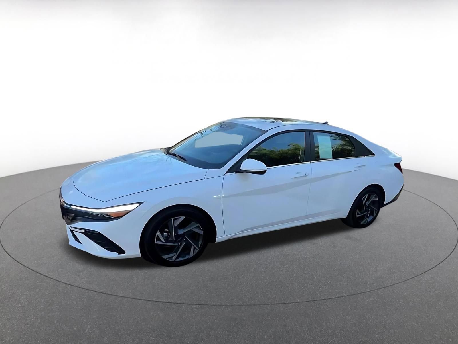 Thumbnail: 2025 Hyundai Elantra - 8