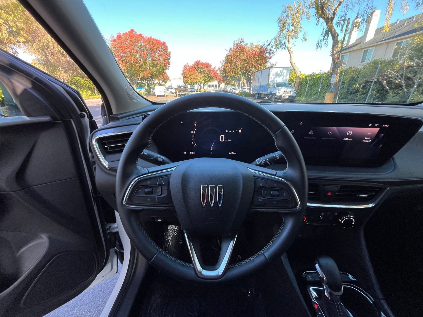 Thumbnail: 2025 Buick Encore GX - 32