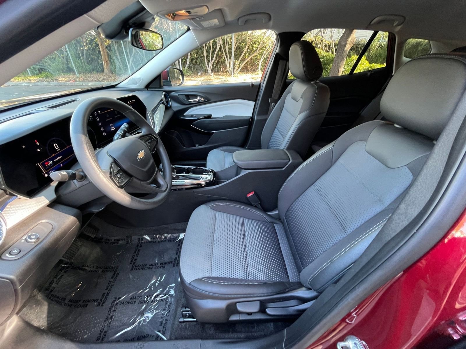 Thumbnail: 2025 Chevrolet Trax - 24