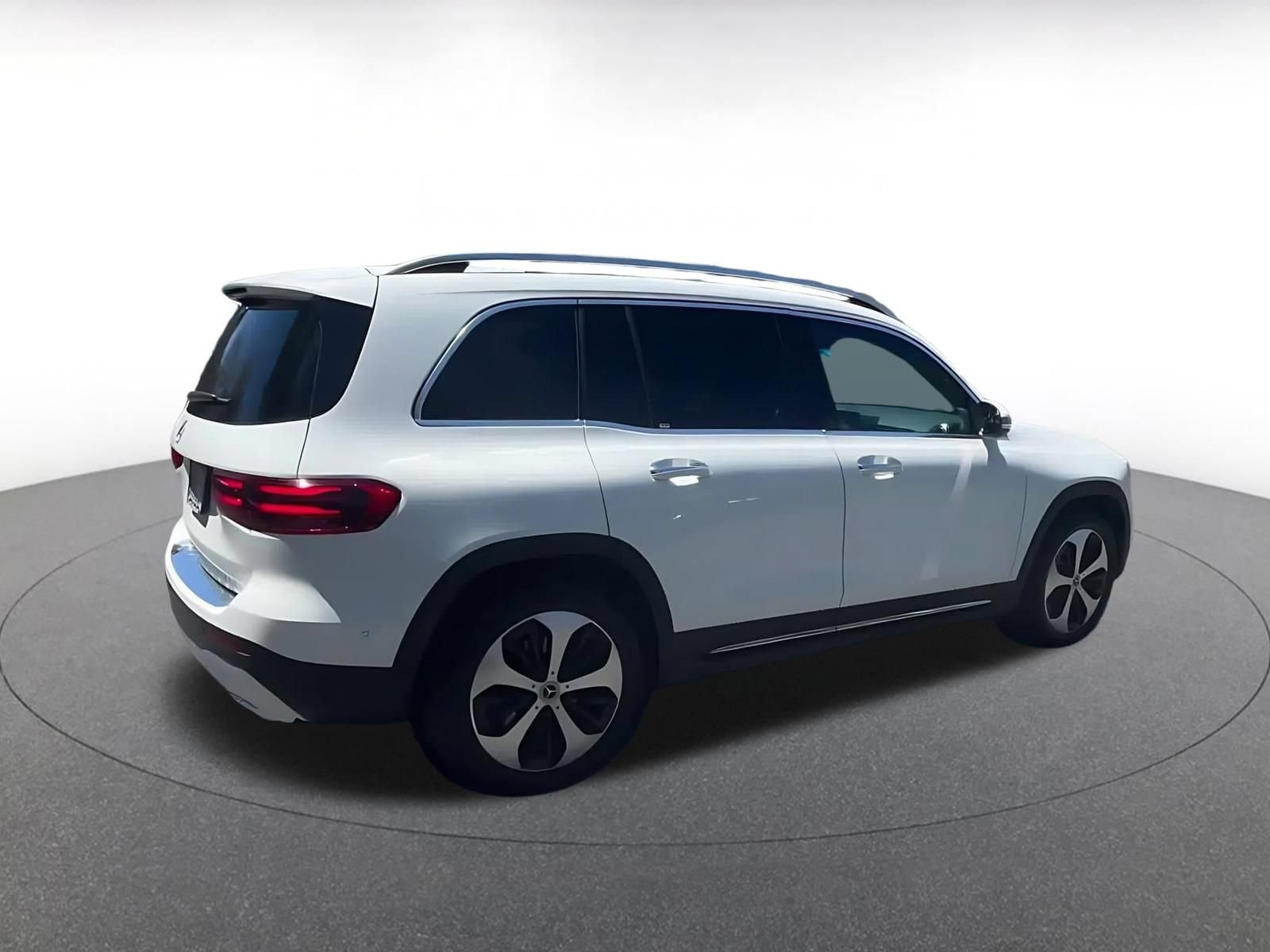 Thumbnail: 2025 Mercedes-Benz GLB - 15