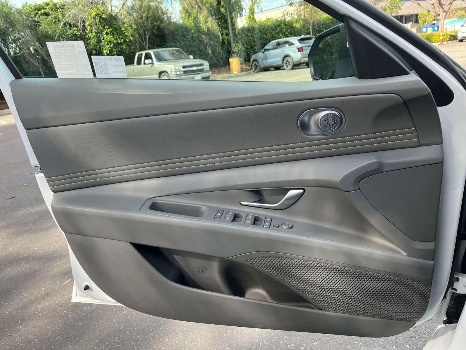 Thumbnail: 2025 Hyundai Elantra - 18