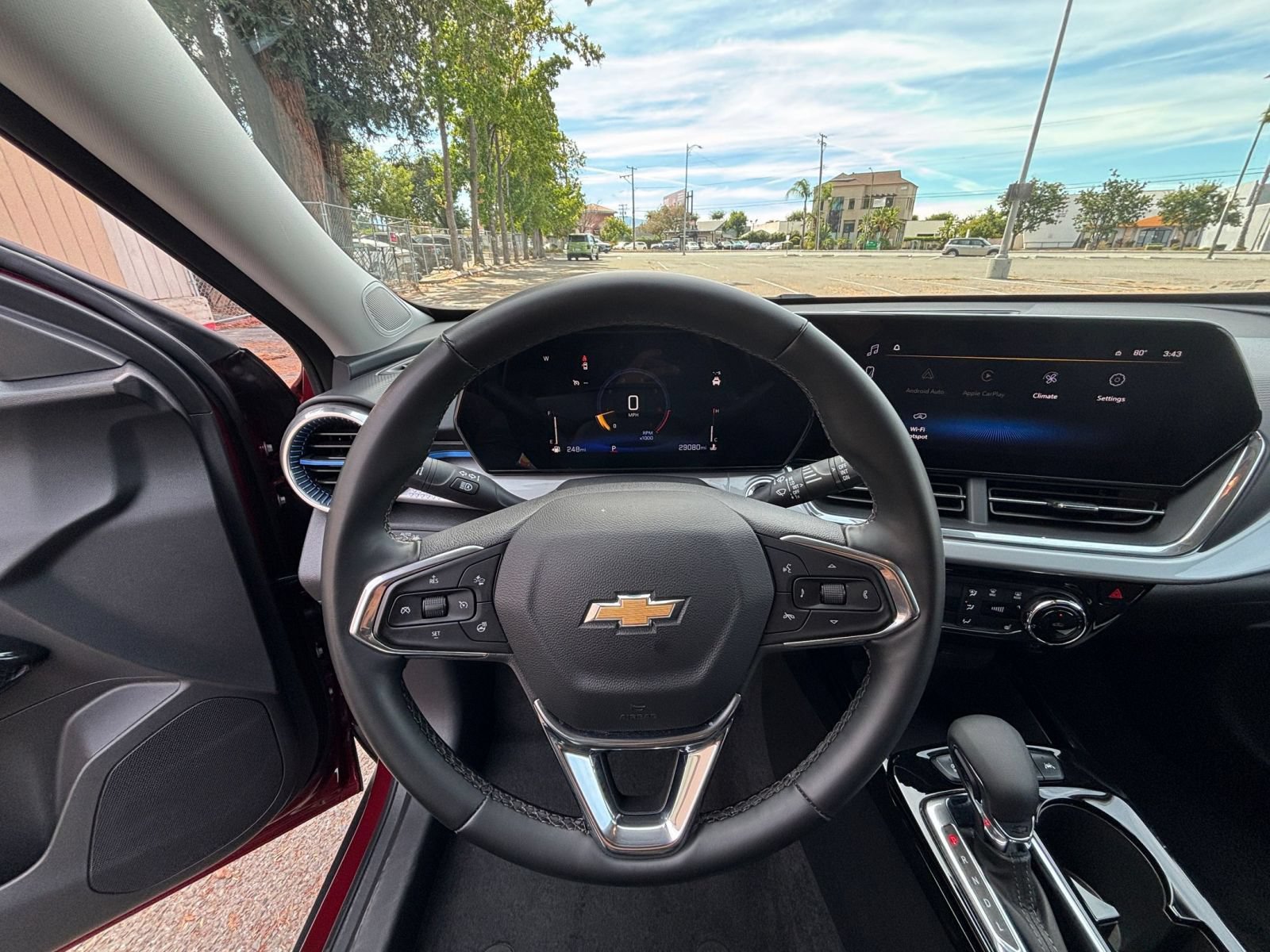 Thumbnail: 2025 Chevrolet Trax - 28
