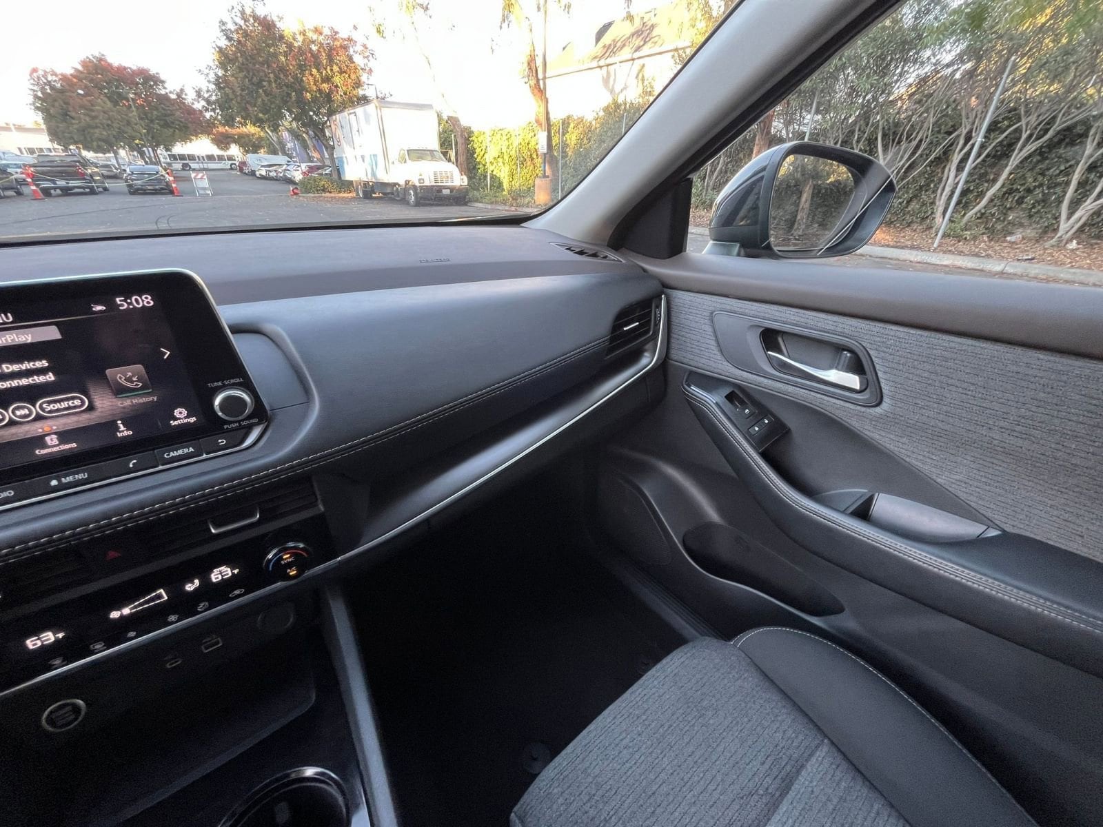 Thumbnail: 2023 Nissan Rogue - 34