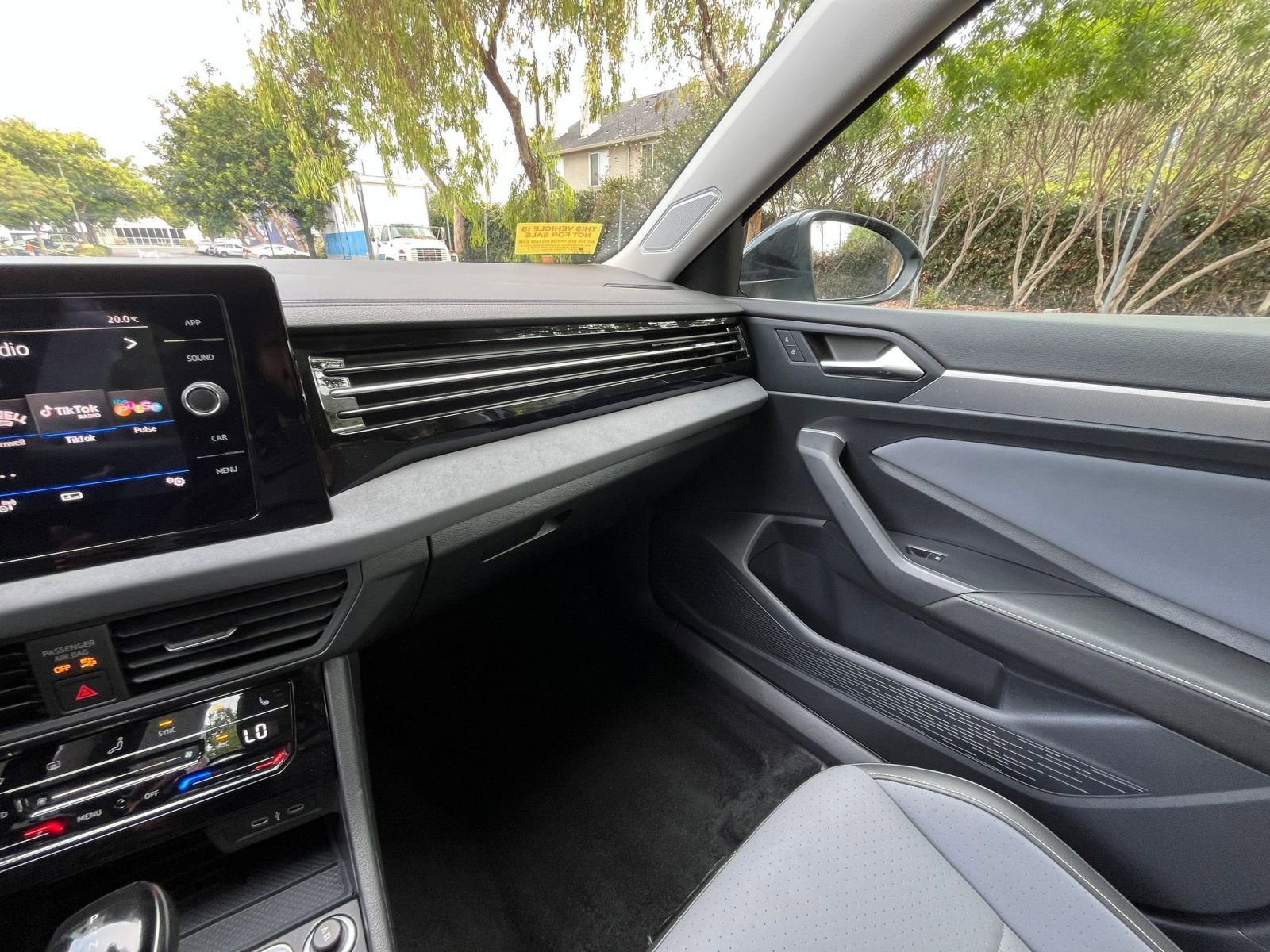 Thumbnail: 2025 Volkswagen Jetta - 34