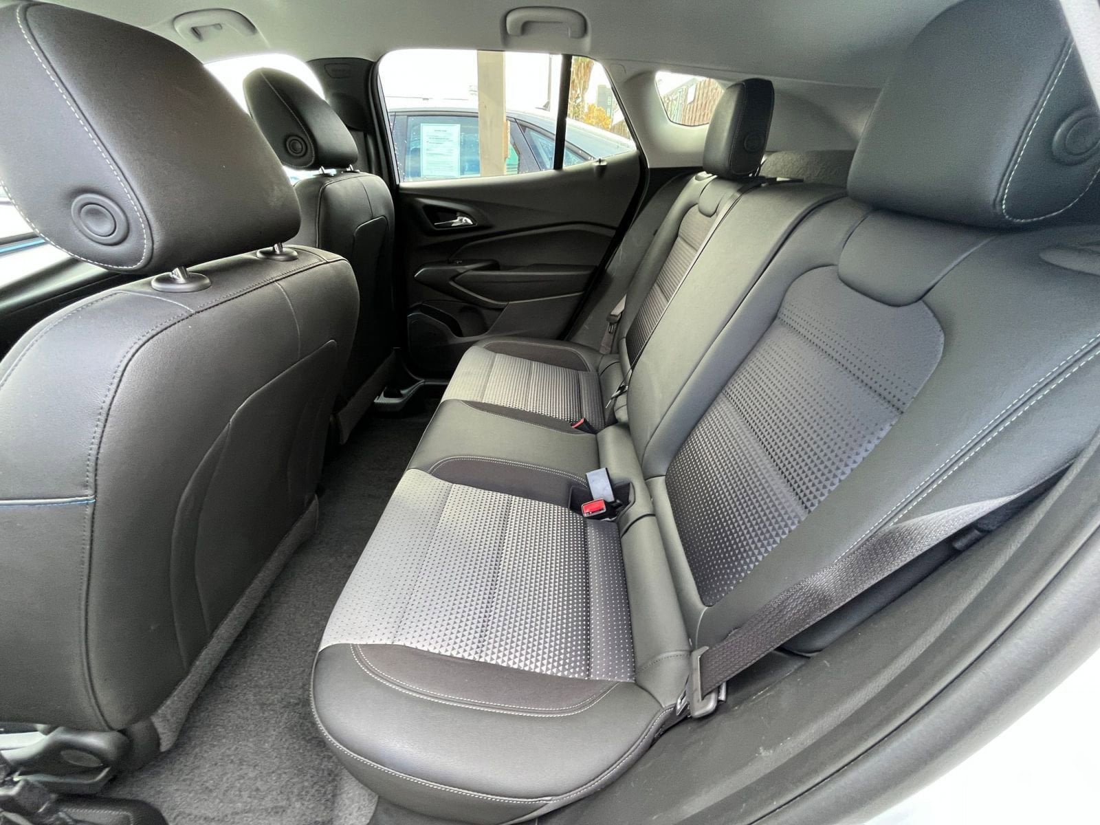 Thumbnail: 2025 Chevrolet Trax - 23