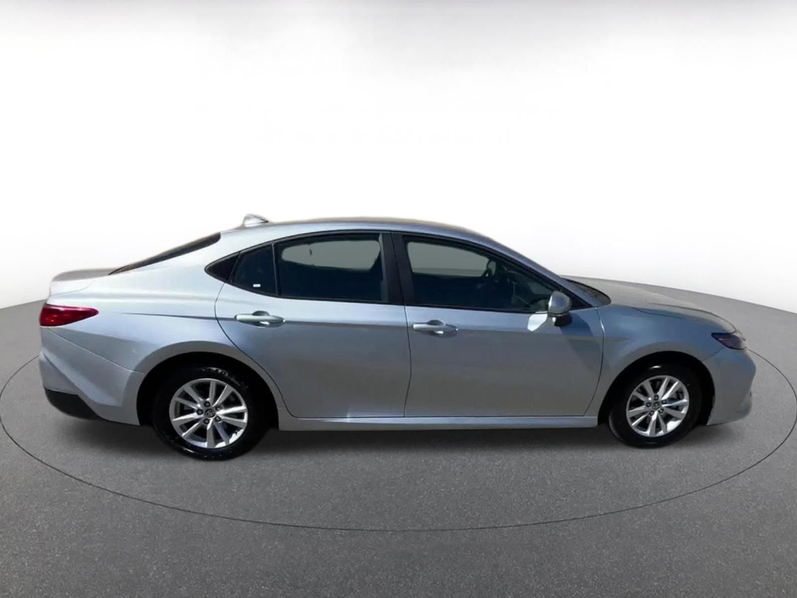 Thumbnail: 2025 Toyota Camry - 16