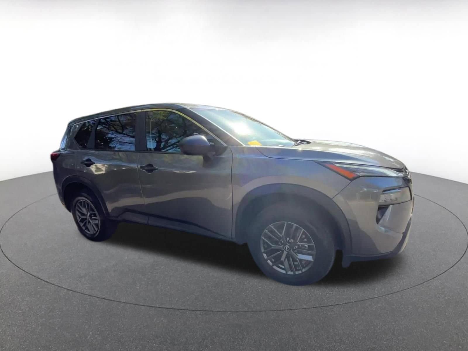 2024 Nissan Rogue S 2