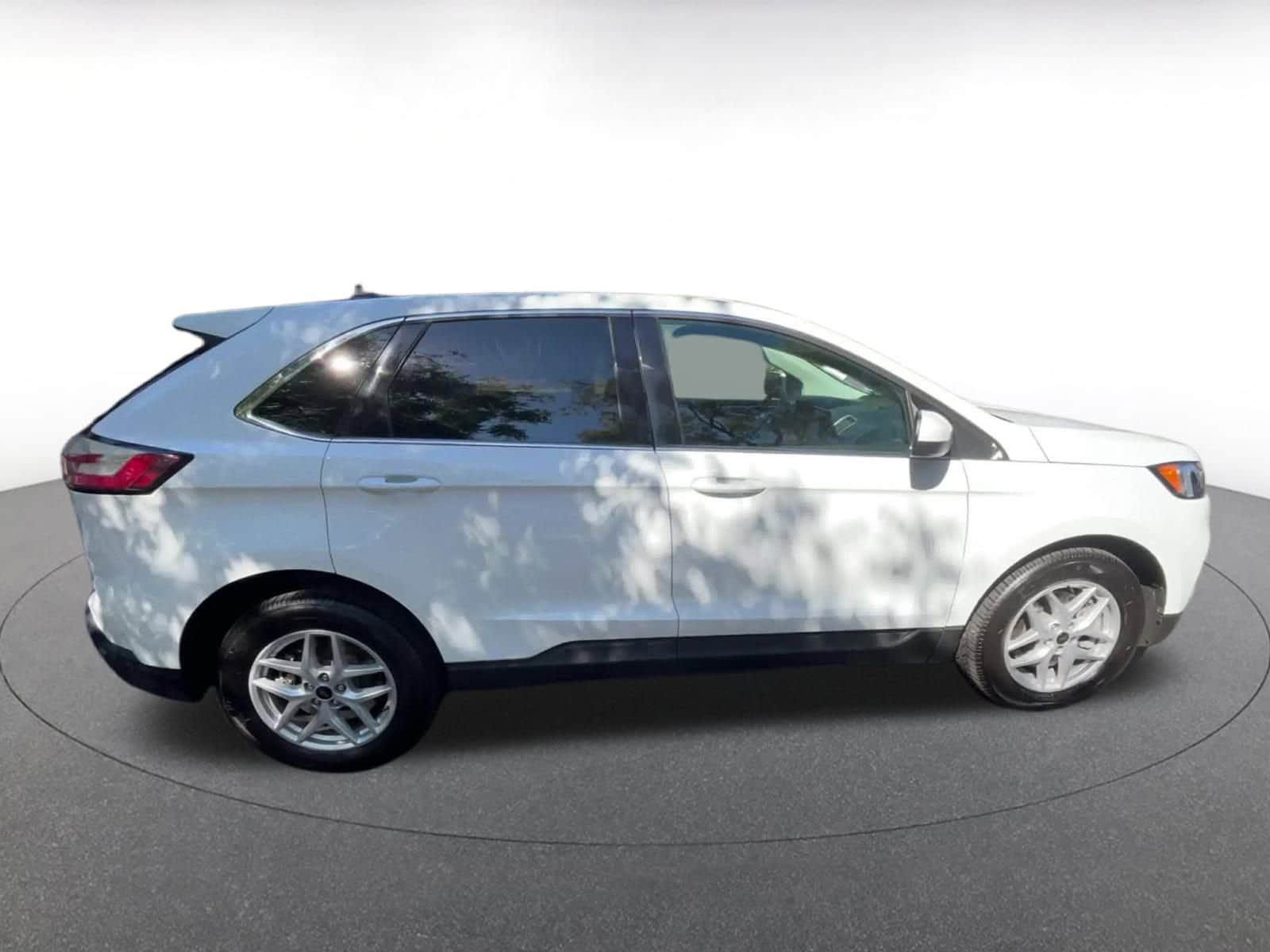 Thumbnail: 2024 Ford Edge - 16