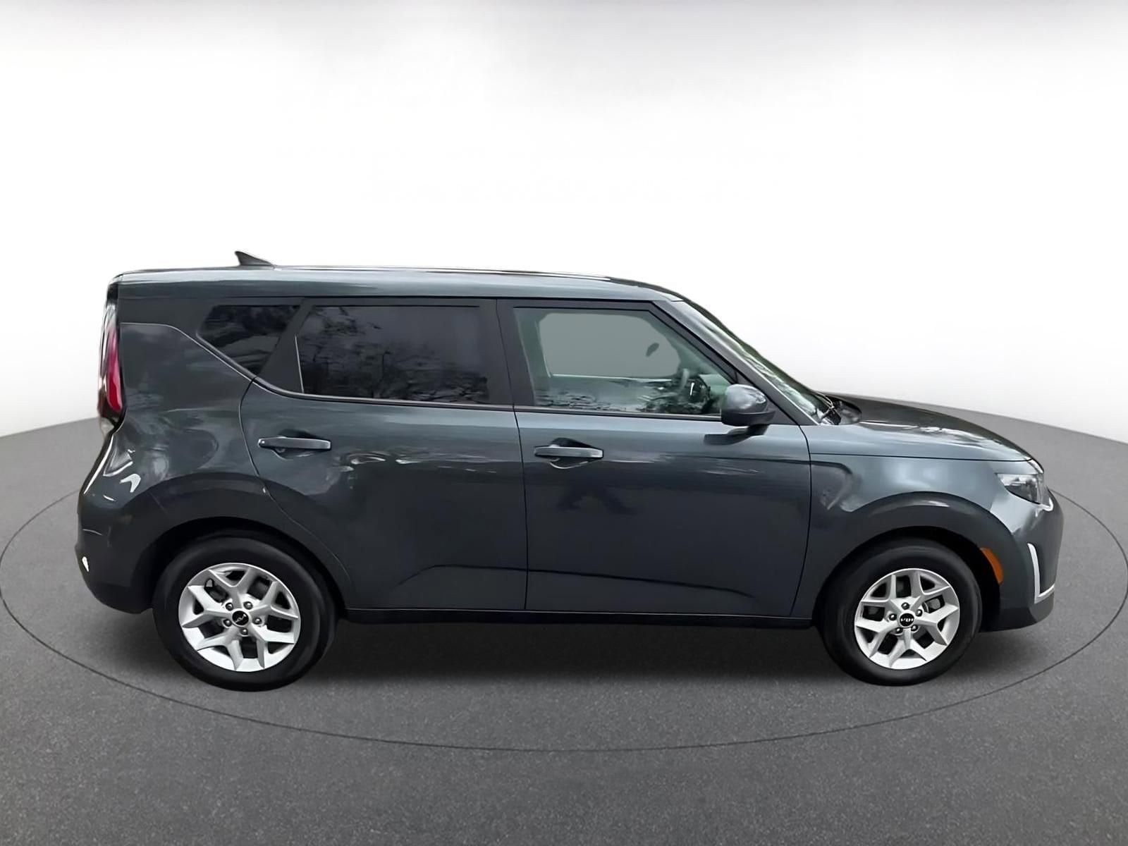 Thumbnail: 2025 Kia Soul - 16