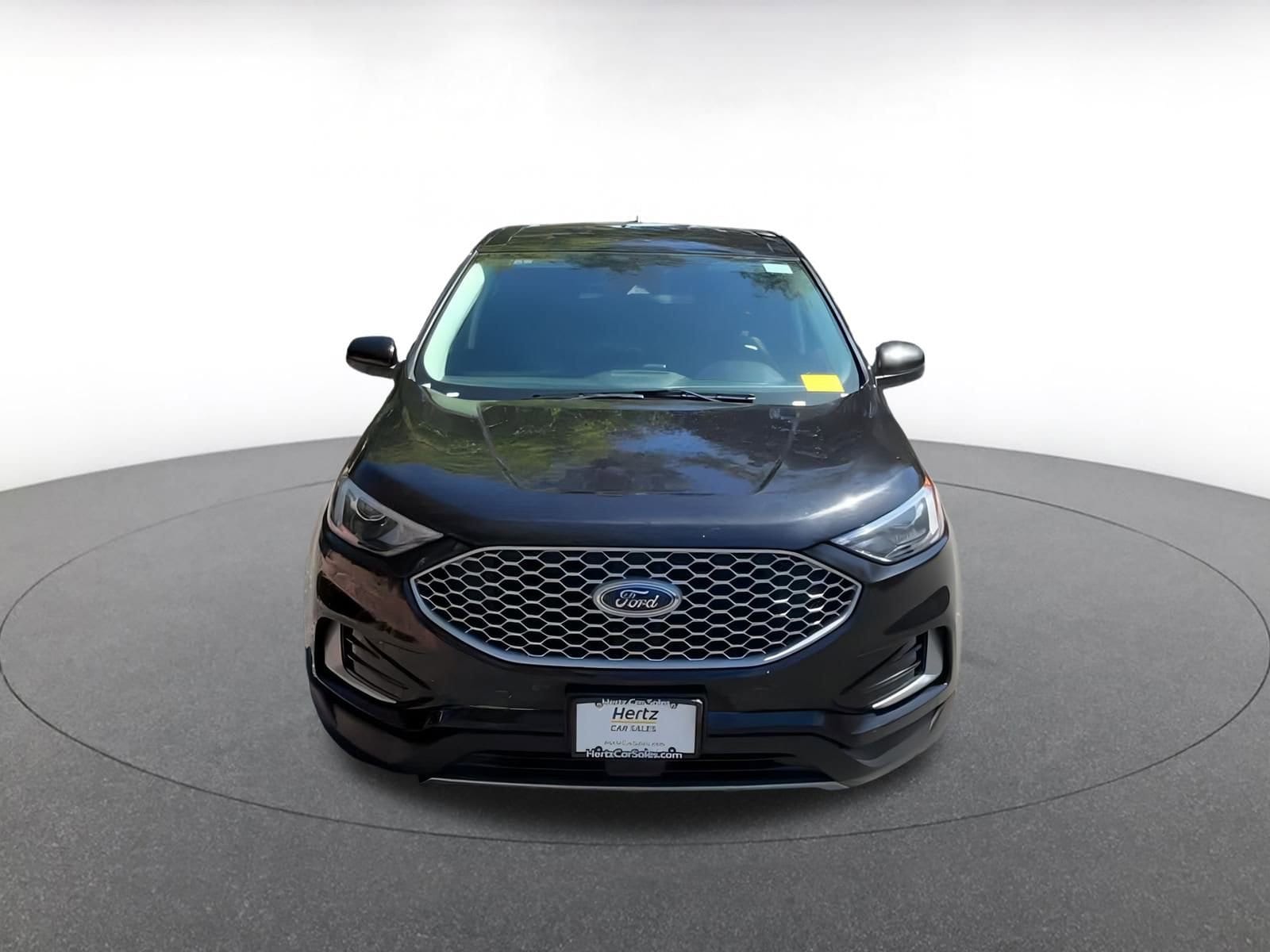 Thumbnail: 2024 Ford Edge - 4