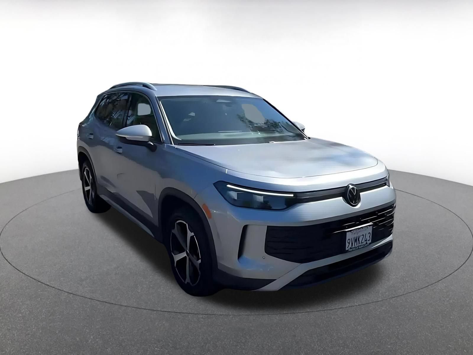 Thumbnail: 2026 Volkswagen Tiguan - 3