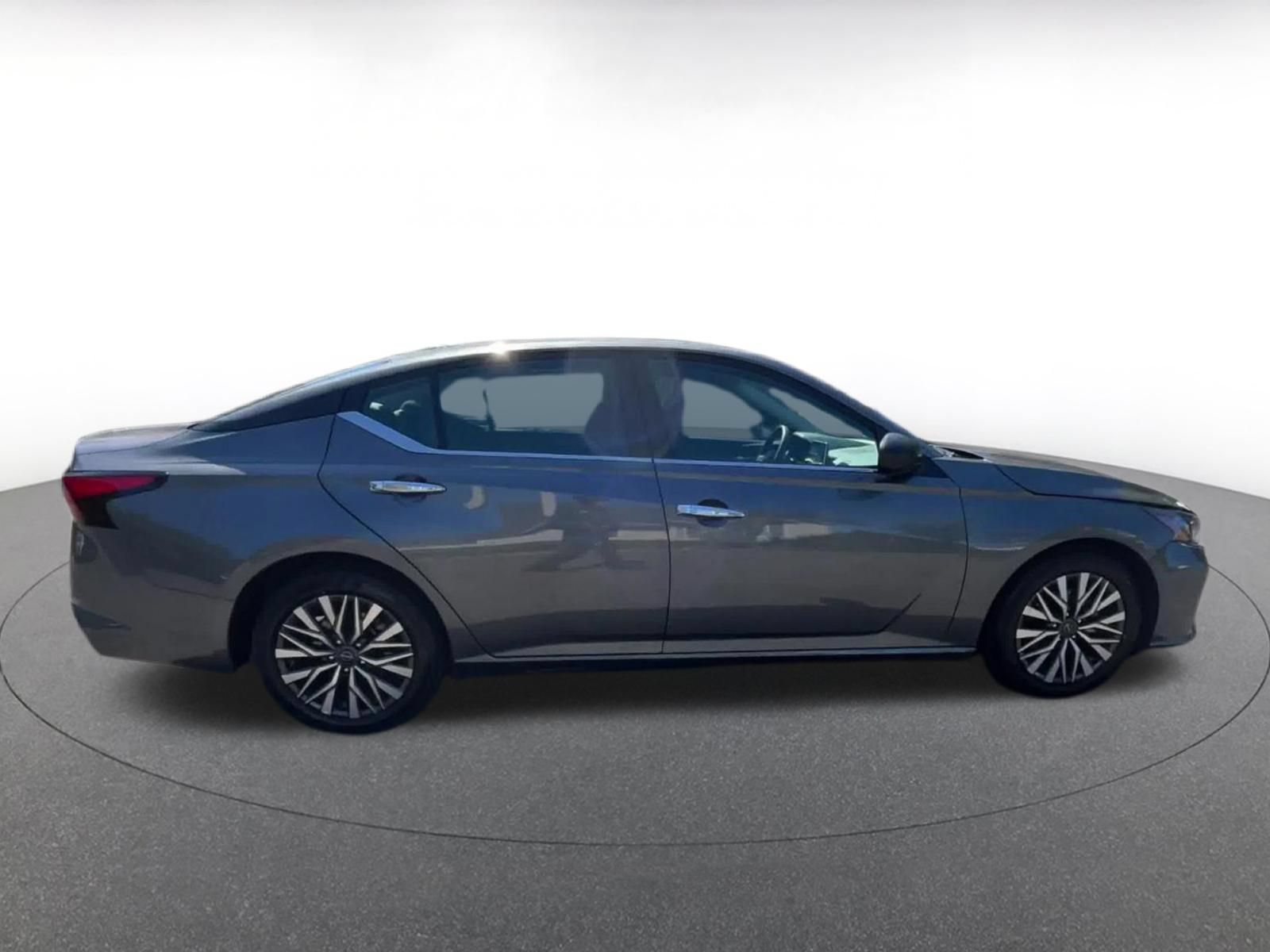 Thumbnail: 2025 Nissan Altima - 16