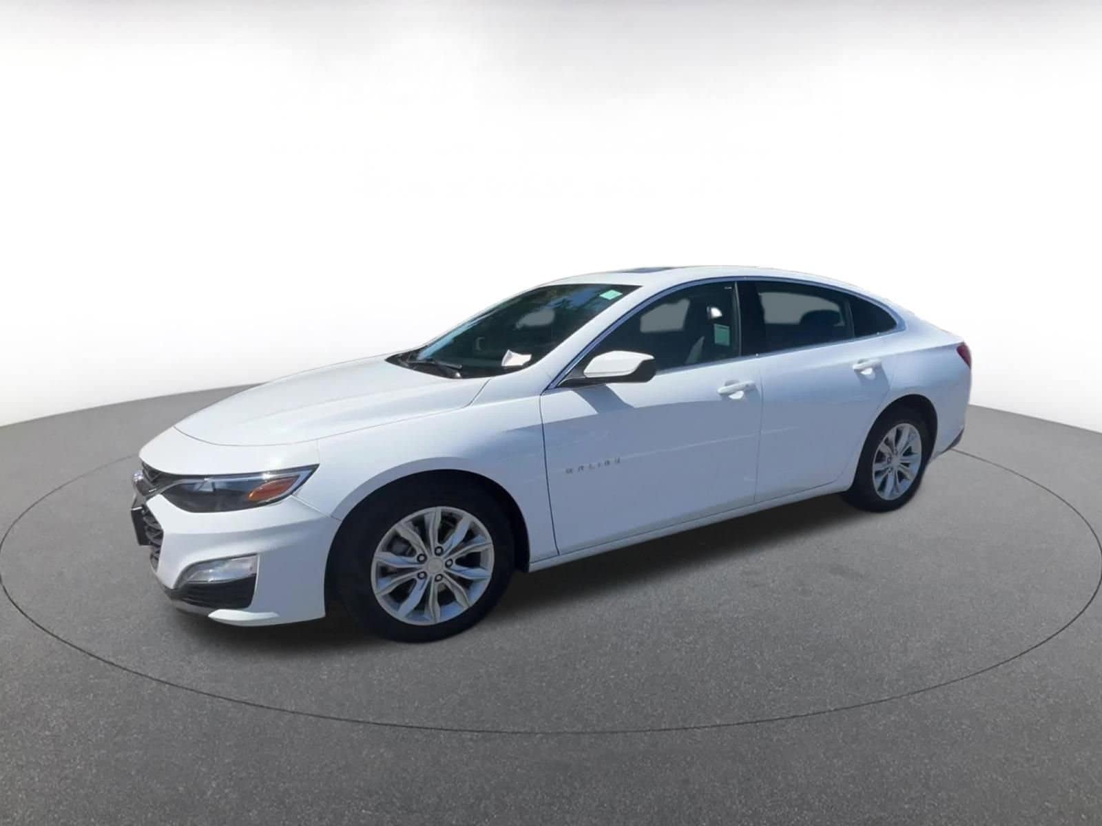 Thumbnail: 2024 Chevrolet Malibu - 6