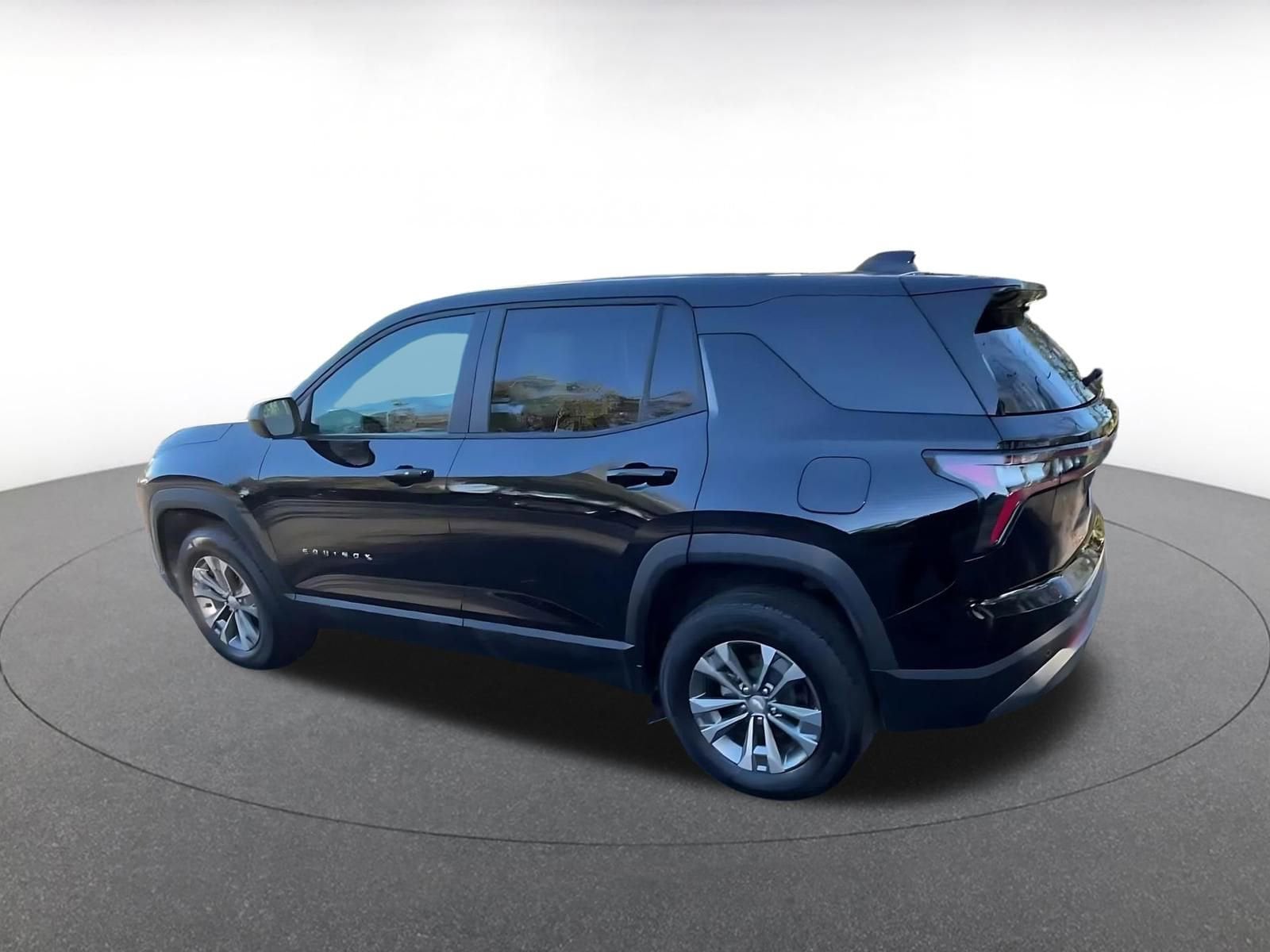 Thumbnail: 2025 Chevrolet Equinox - 10