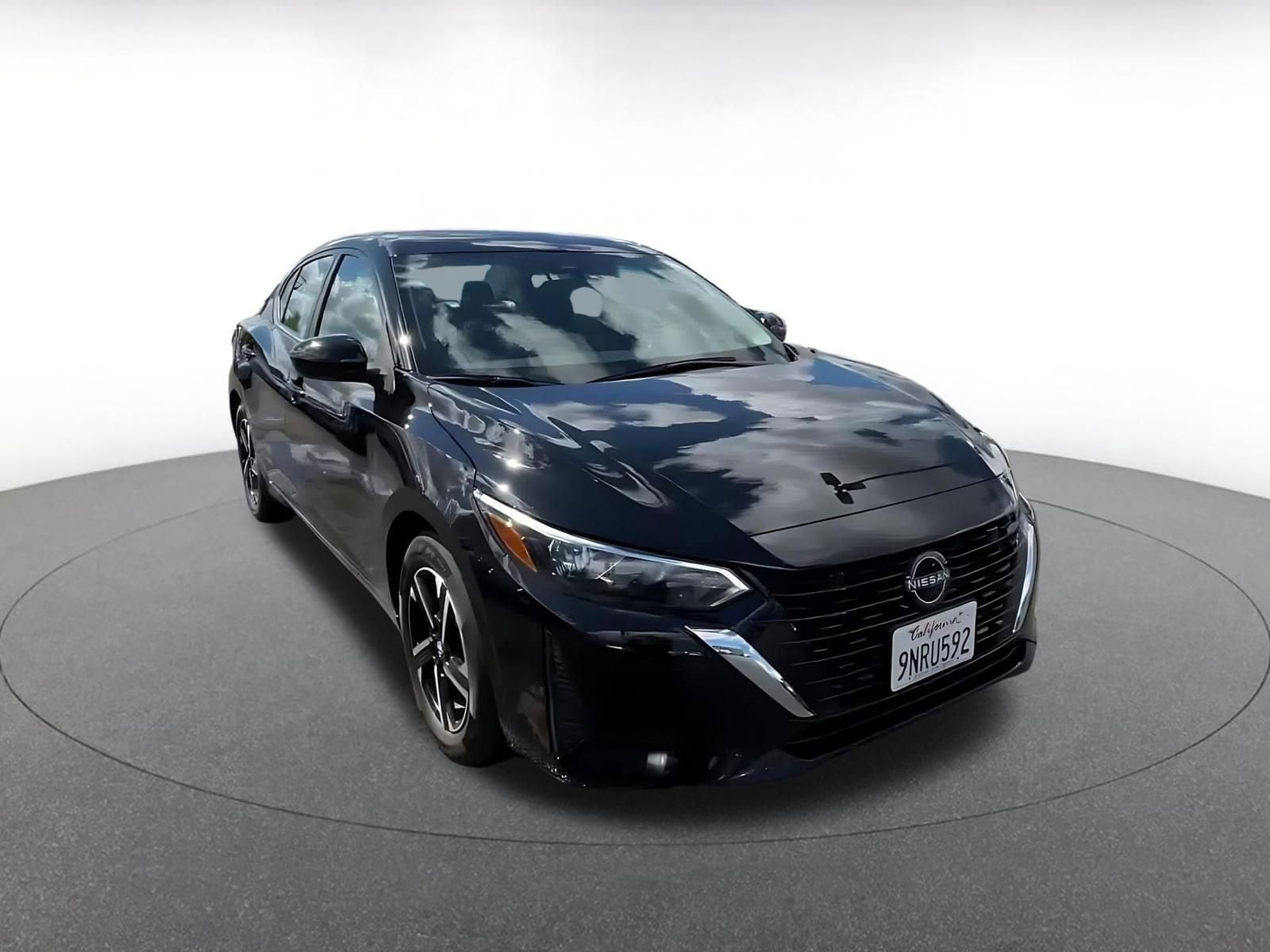 Thumbnail: 2025 Nissan Sentra - 3