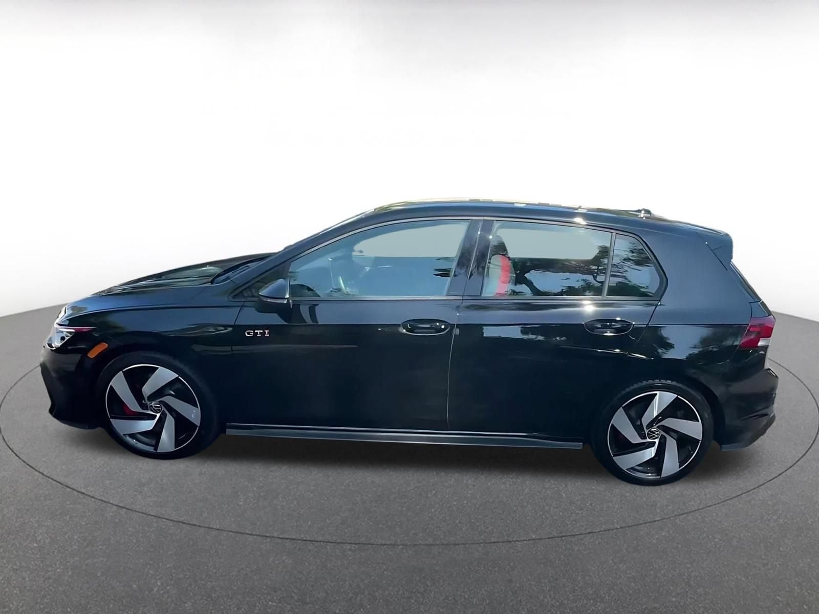 Thumbnail: 2026 Volkswagen Golf - 8