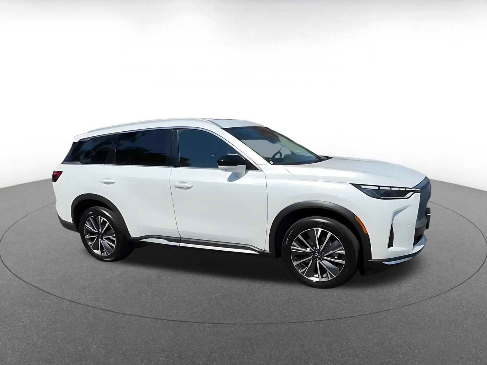 Thumbnail: 2026 INFINITI QX60 - 2