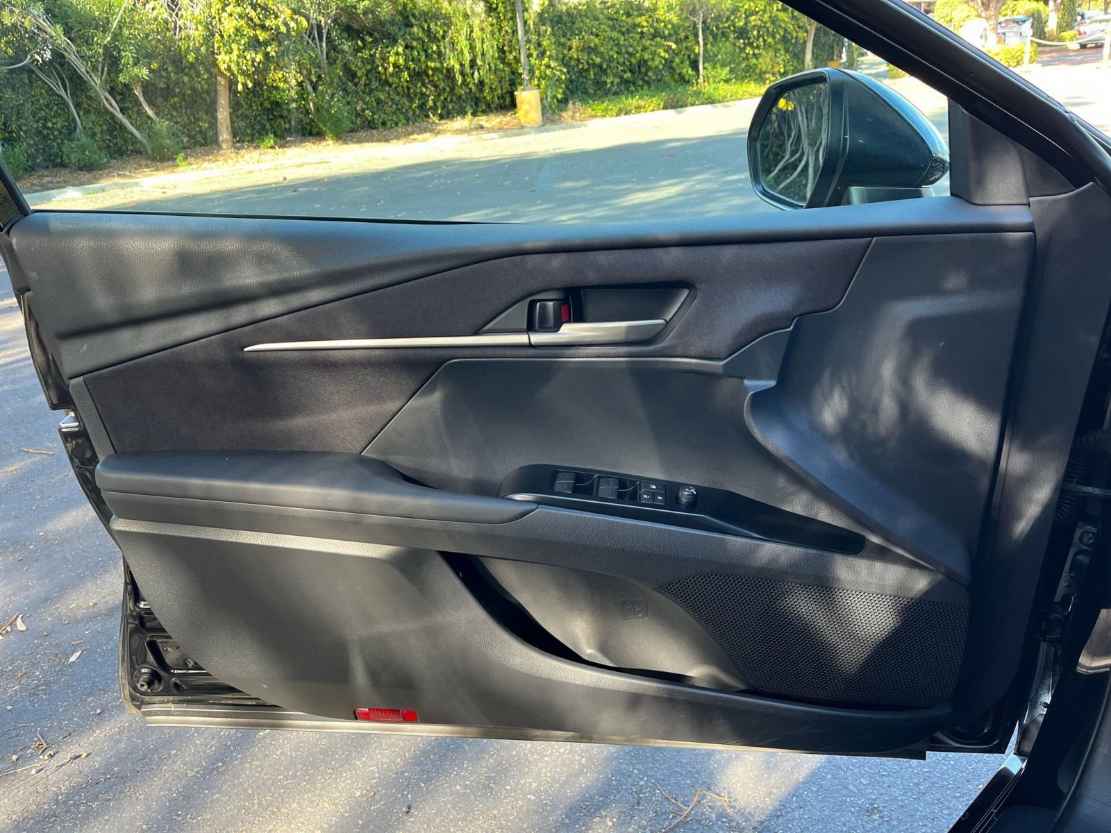 Thumbnail: 2025 Toyota Camry - 20