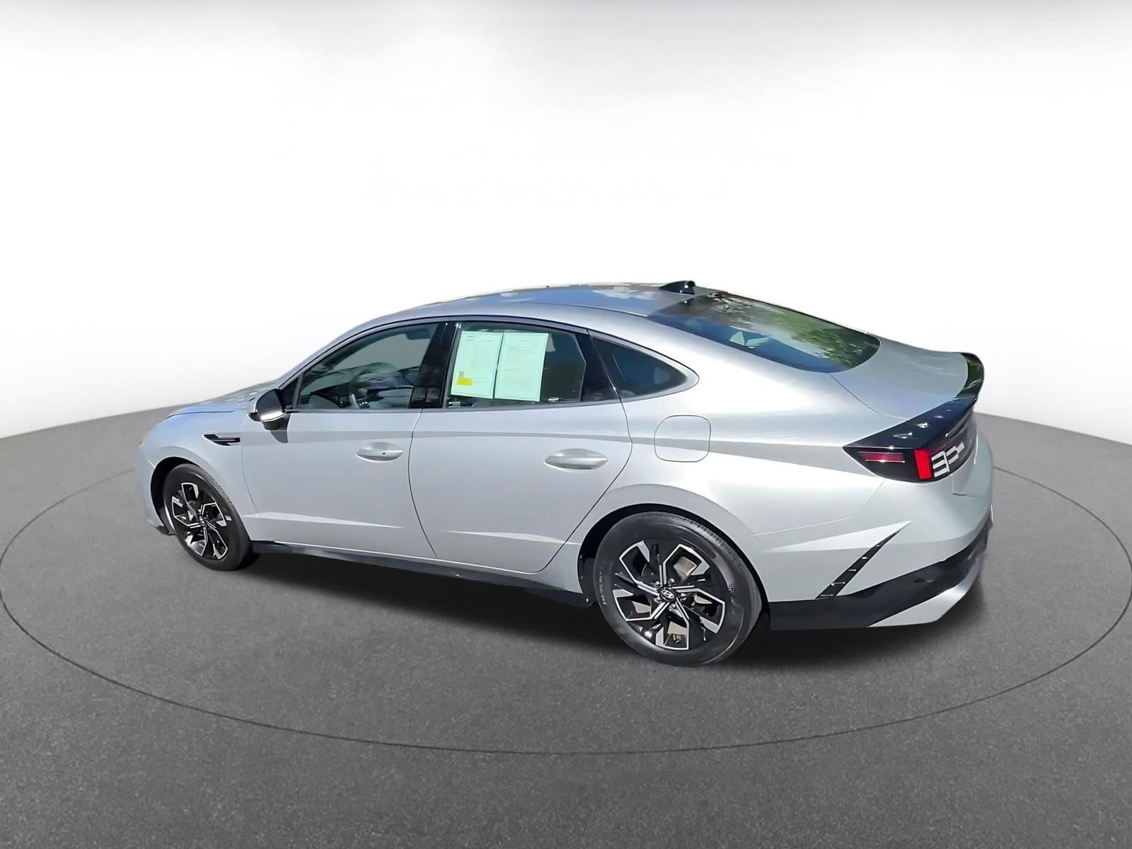 Thumbnail: 2025 Hyundai Sonata - 10
