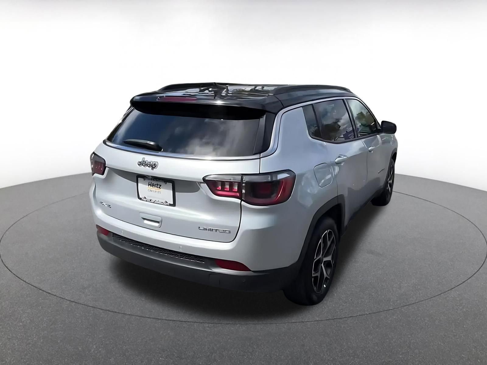 Thumbnail: 2025 Jeep Compass - 15