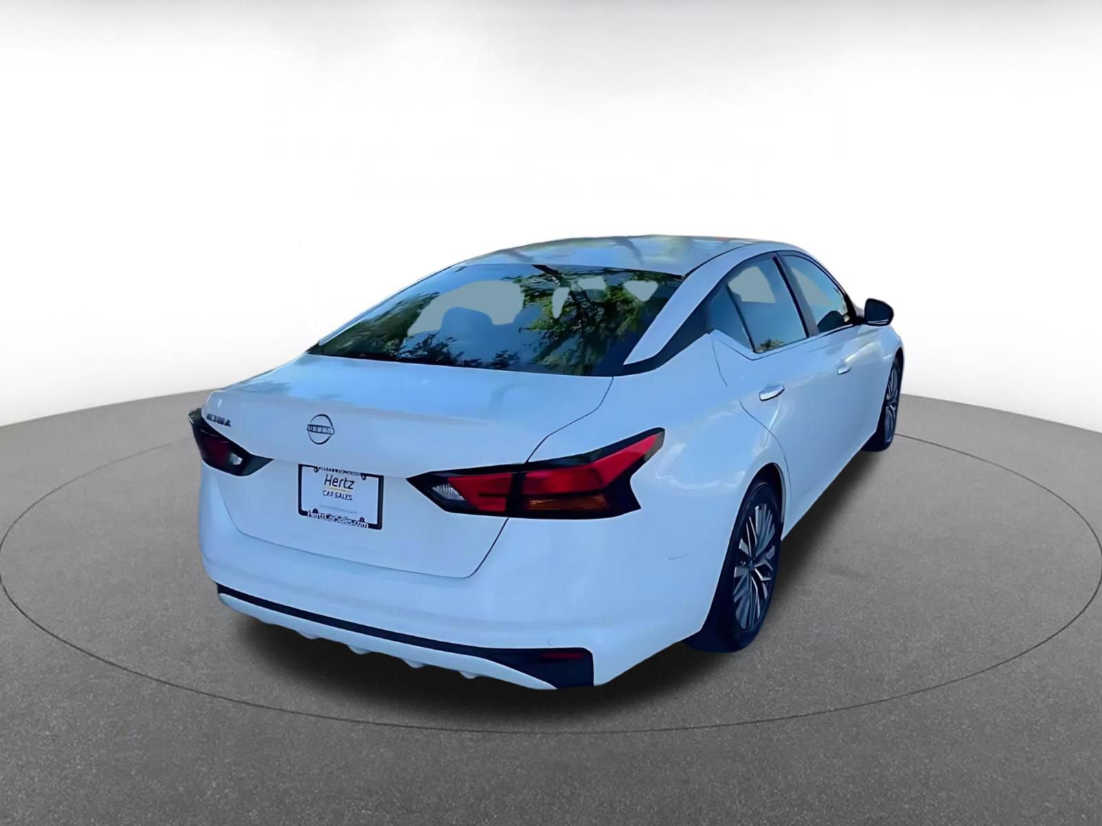Thumbnail: 2025 Nissan Altima - 14