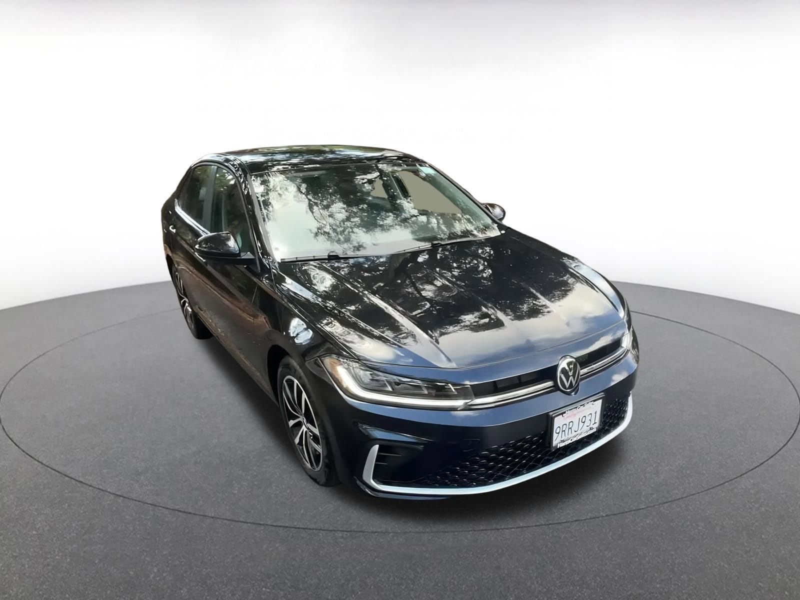 Thumbnail: 2025 Volkswagen Jetta - 3