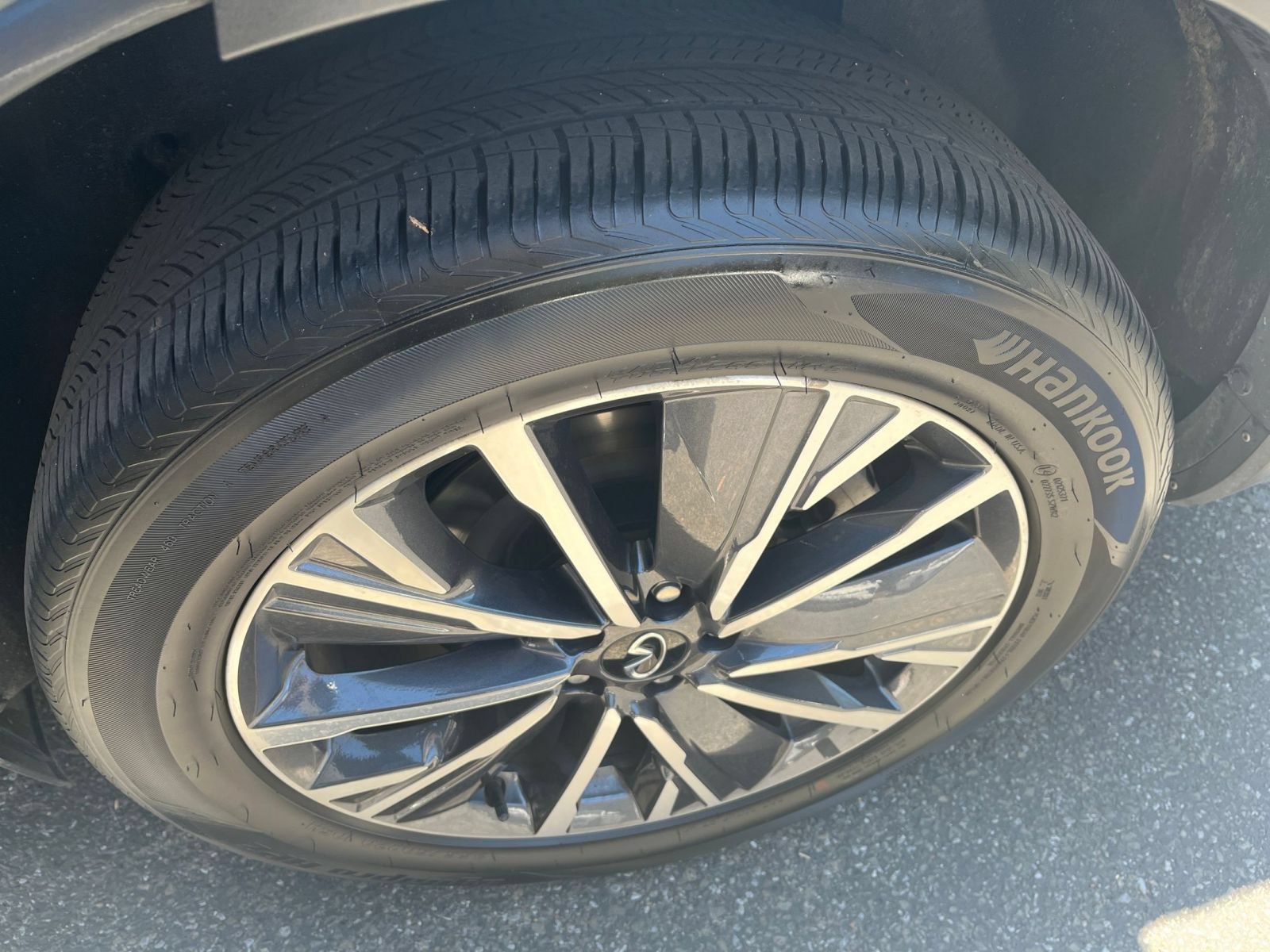 Thumbnail: 2026 INFINITI QX60 - 35