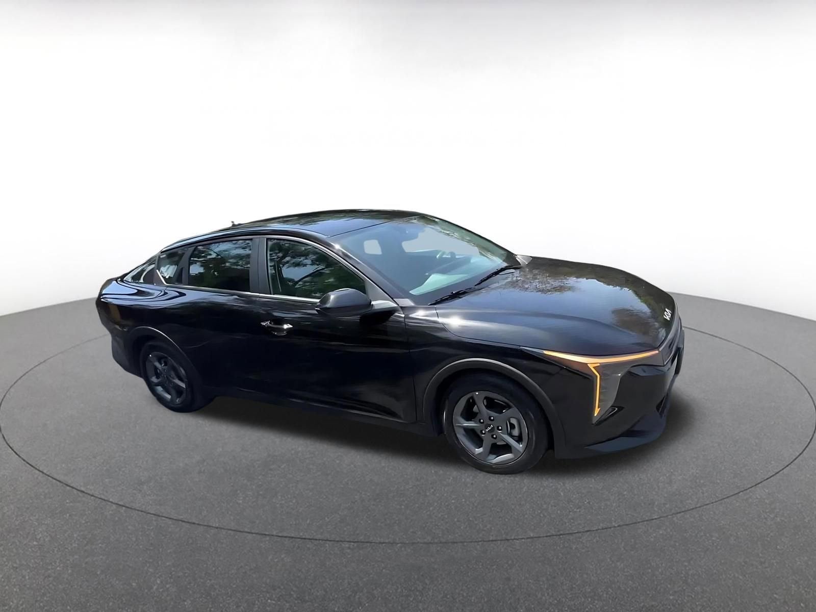 Thumbnail: 2025 Kia K4 - 2