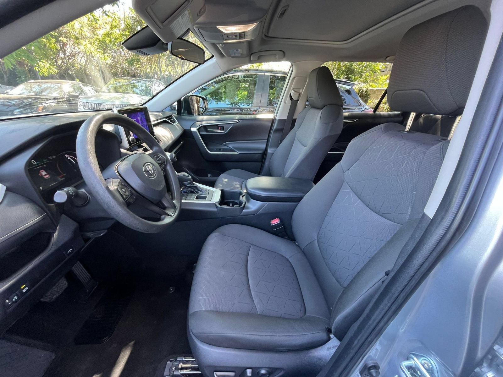 Thumbnail: 2024 Toyota RAV4 - 28