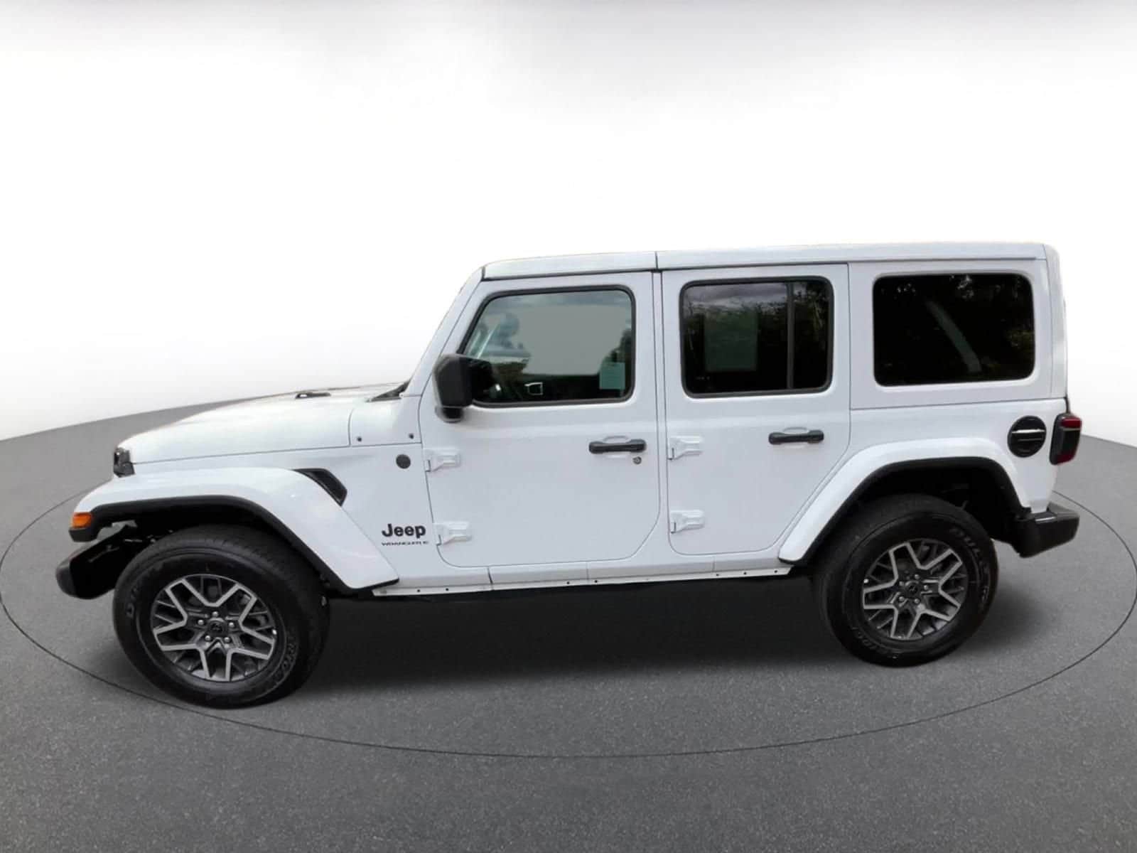 Thumbnail: 2025 Jeep Wrangler - 9