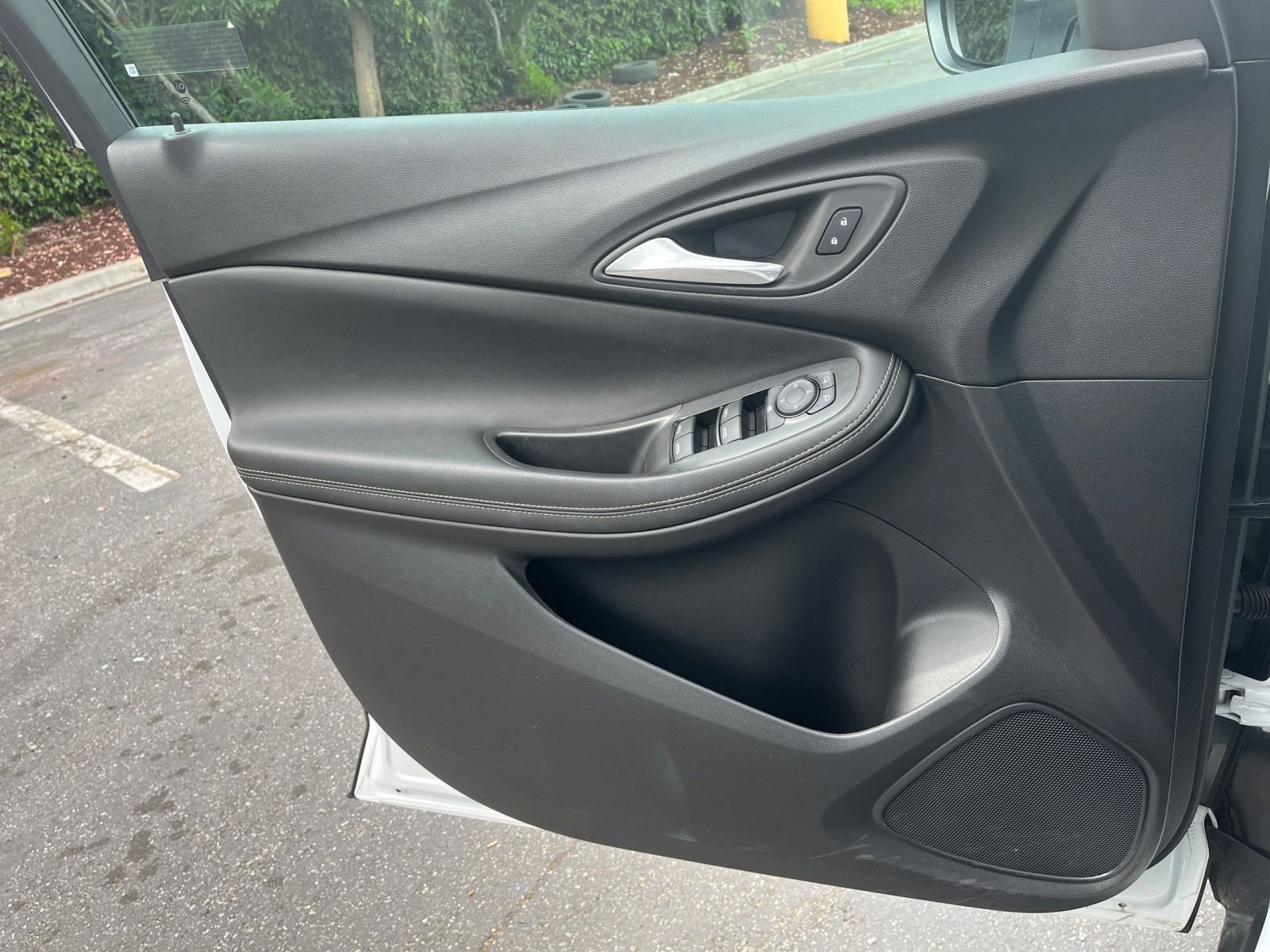 Thumbnail: 2025 Buick Encore GX - 18