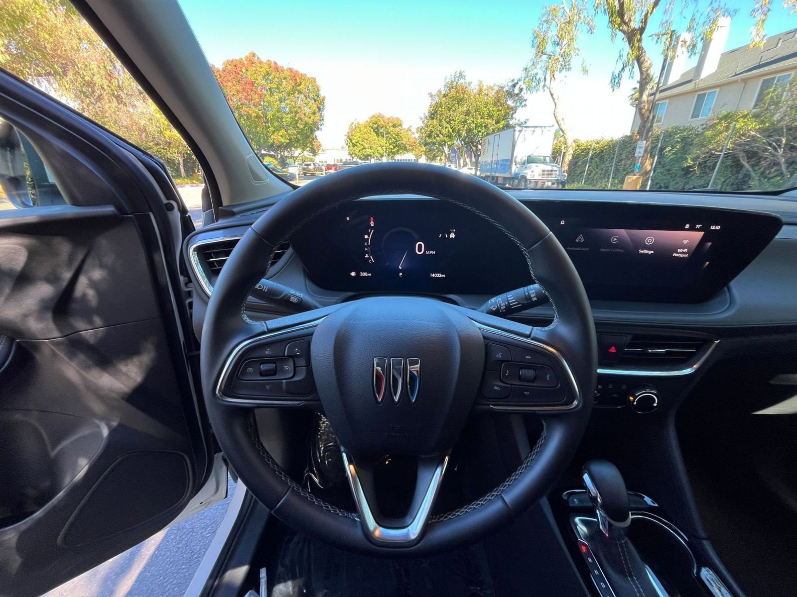 Thumbnail: 2025 Buick Encore GX - 32