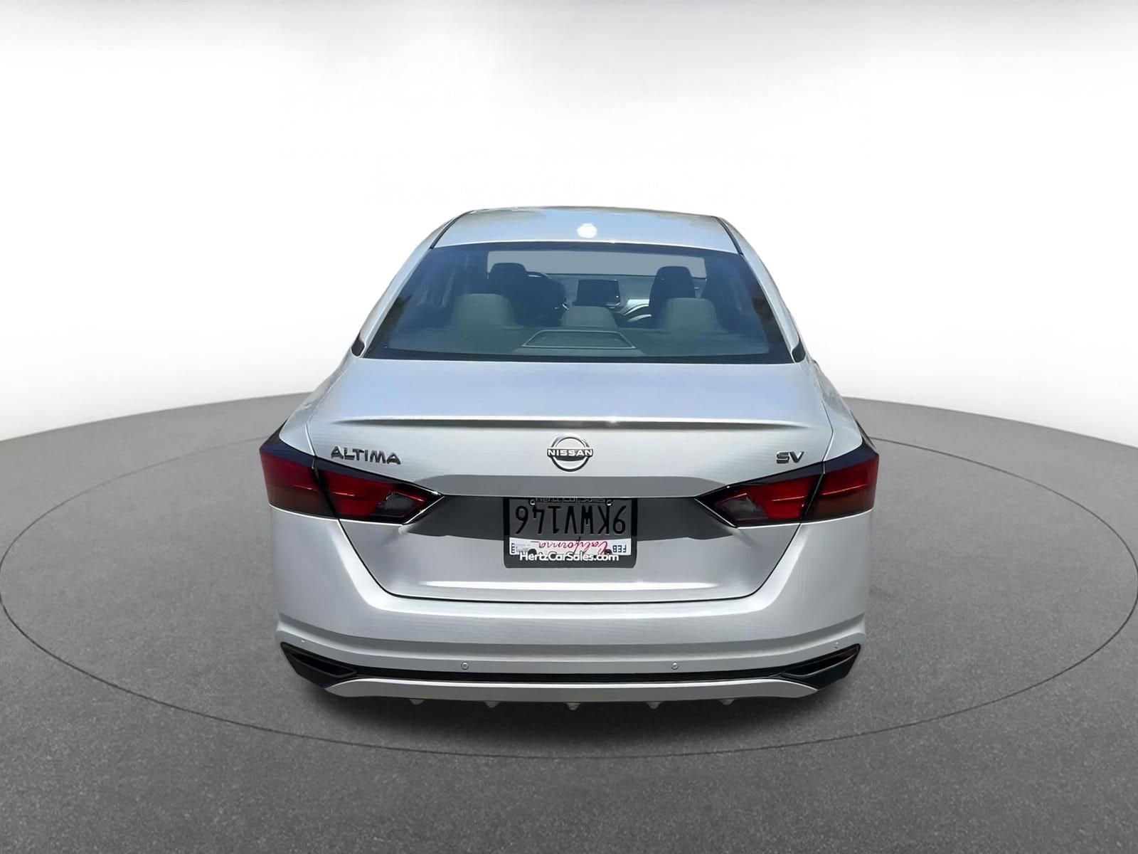 2024 Nissan Altima SV 9