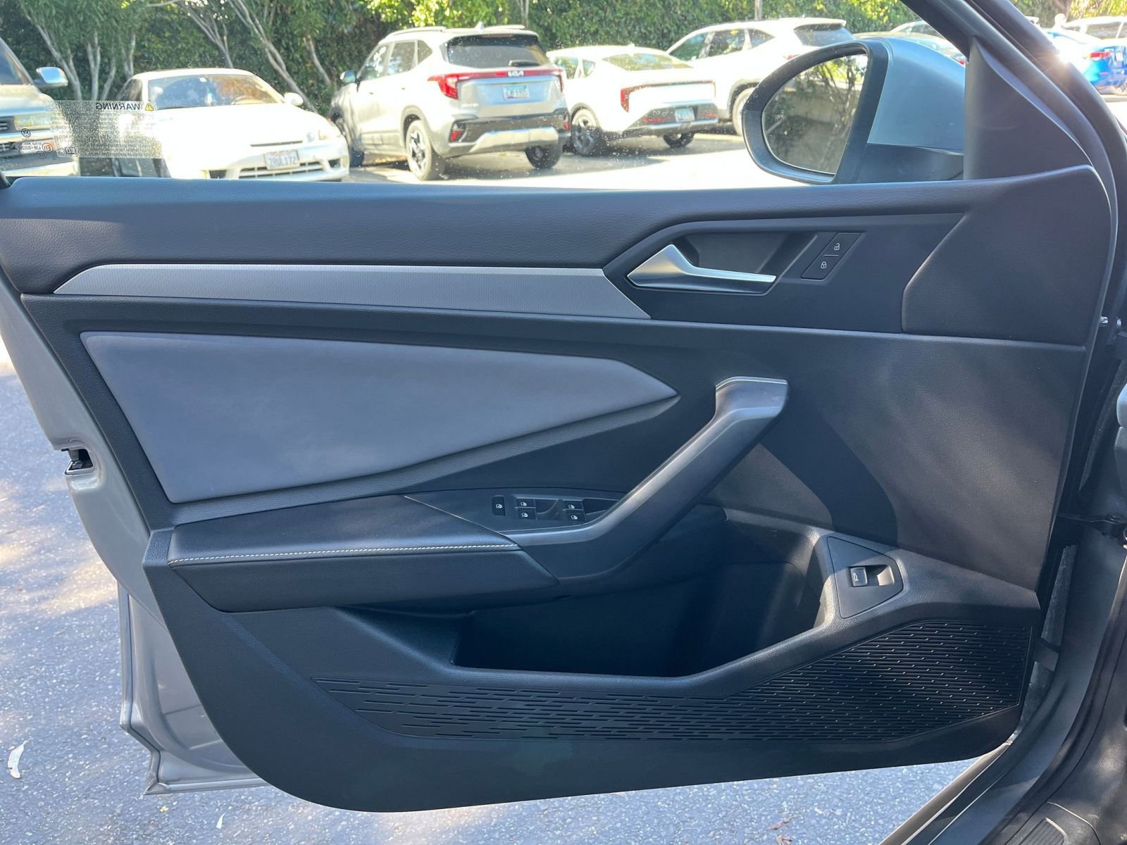 Thumbnail: 2025 Volkswagen Jetta - 18