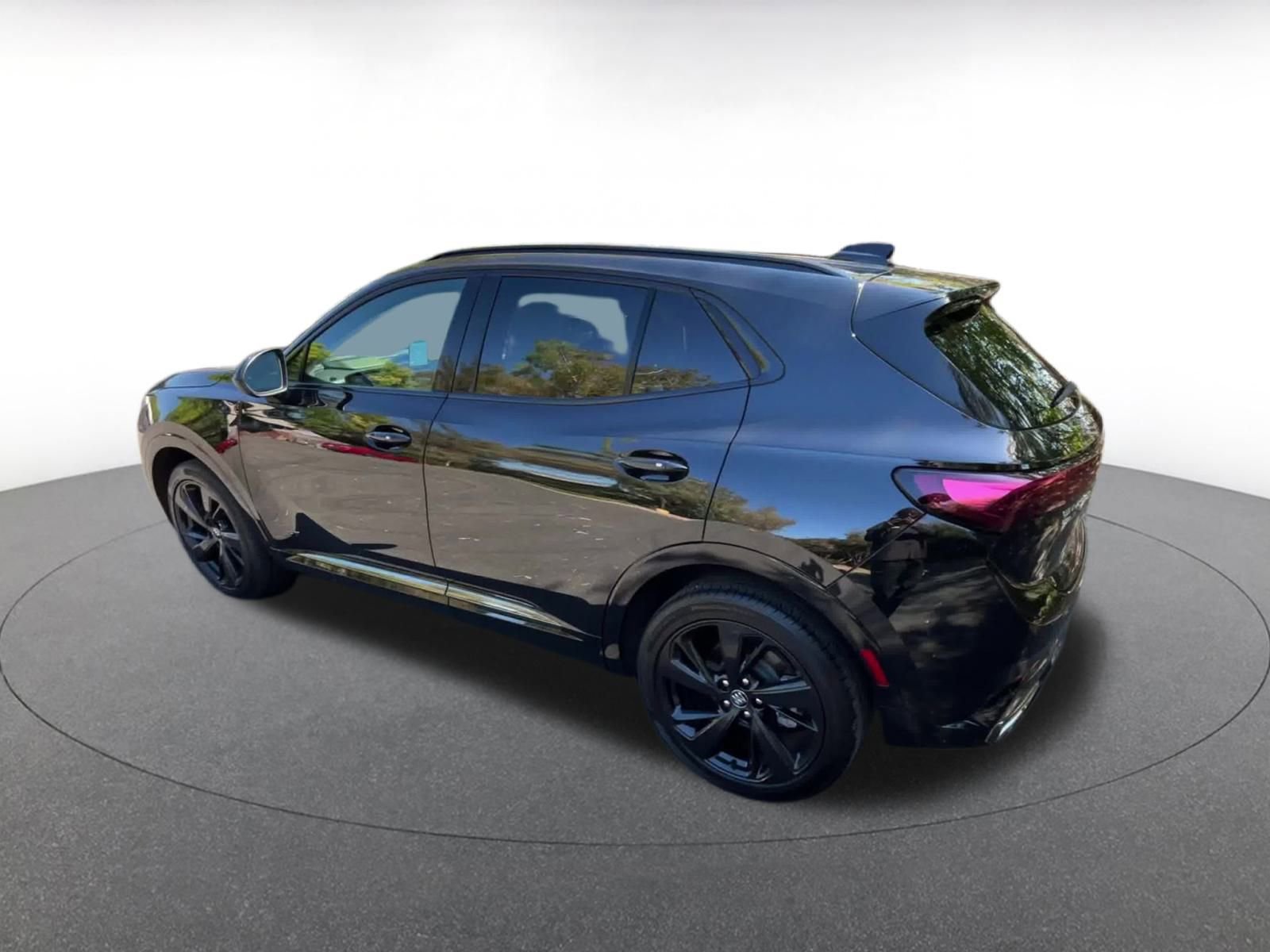 Thumbnail: 2024 Buick Envision - 10