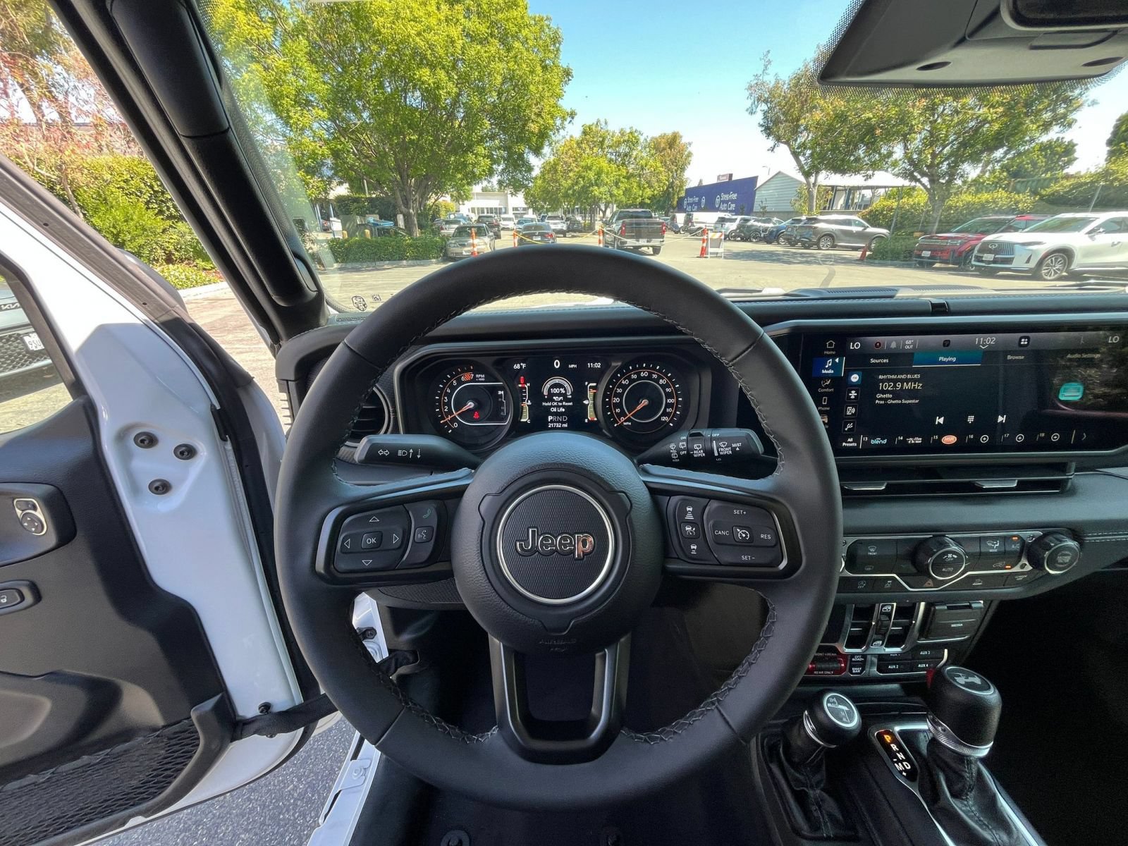 Thumbnail: 2025 Jeep Wrangler - 33